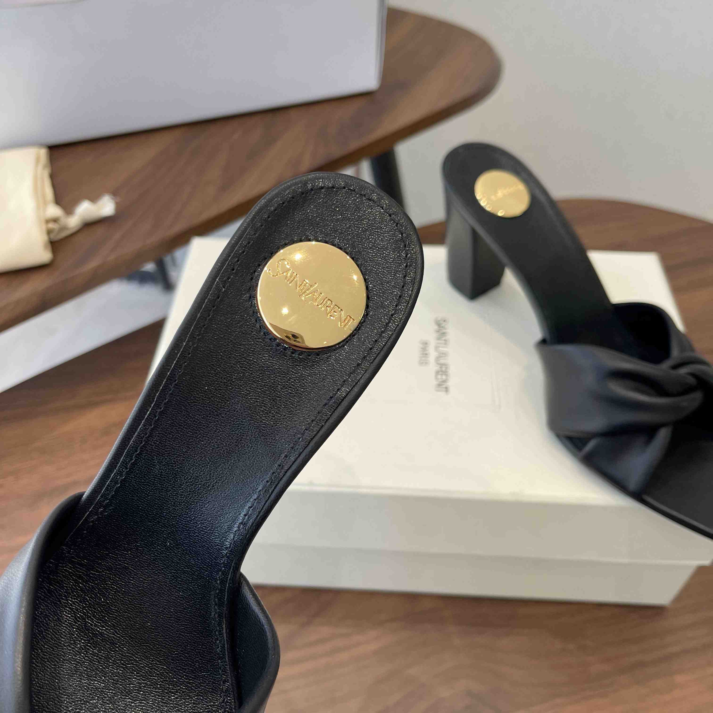 Saint Laurent FRANCIANE Mules In Smooth Leather - DopestKickz