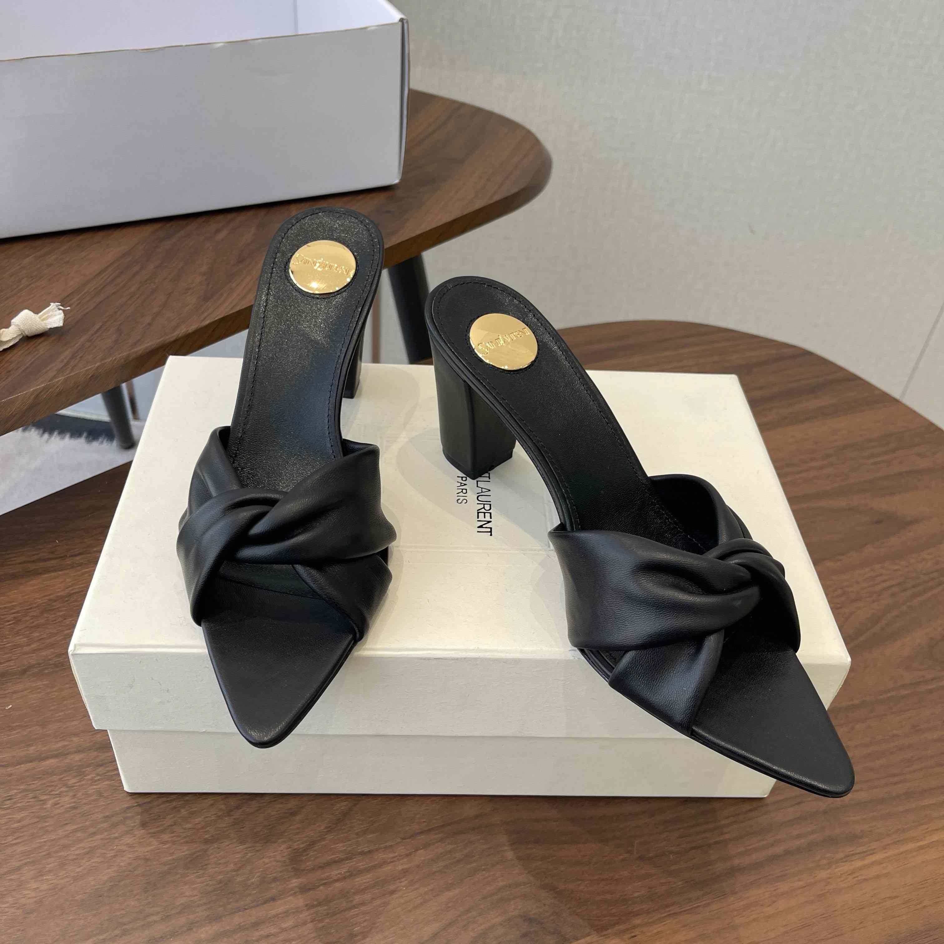 Saint Laurent FRANCIANE Mules In Smooth Leather - DopestKickz