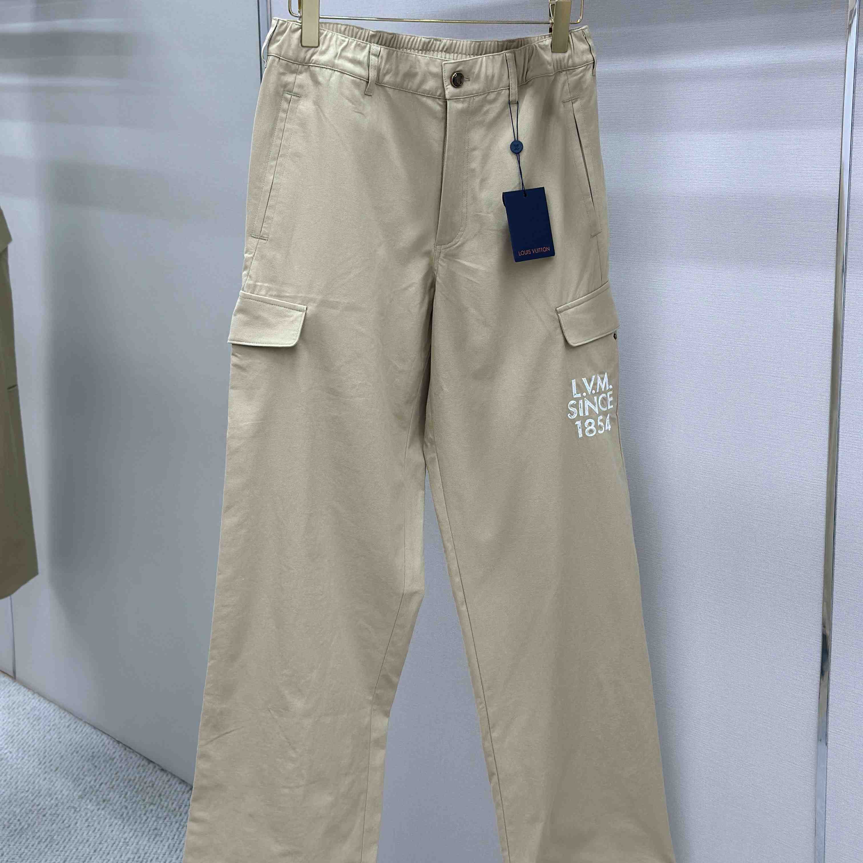 Louis Vuitton Embroidered Cotton Cargo Pants 1AJTZR - DopestKickz