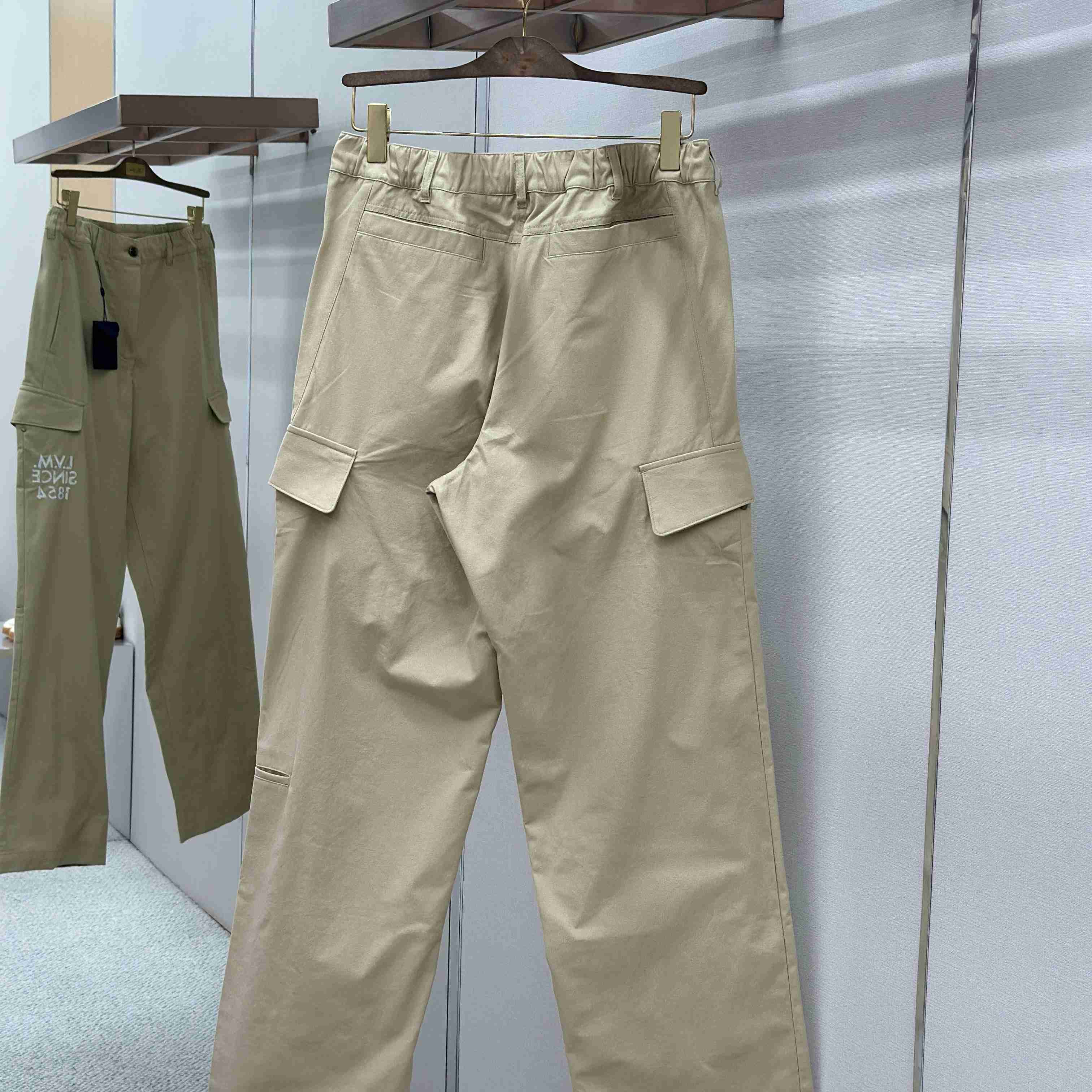 Louis Vuitton Embroidered Cotton Cargo Pants 1AJTZR - DopestKickz