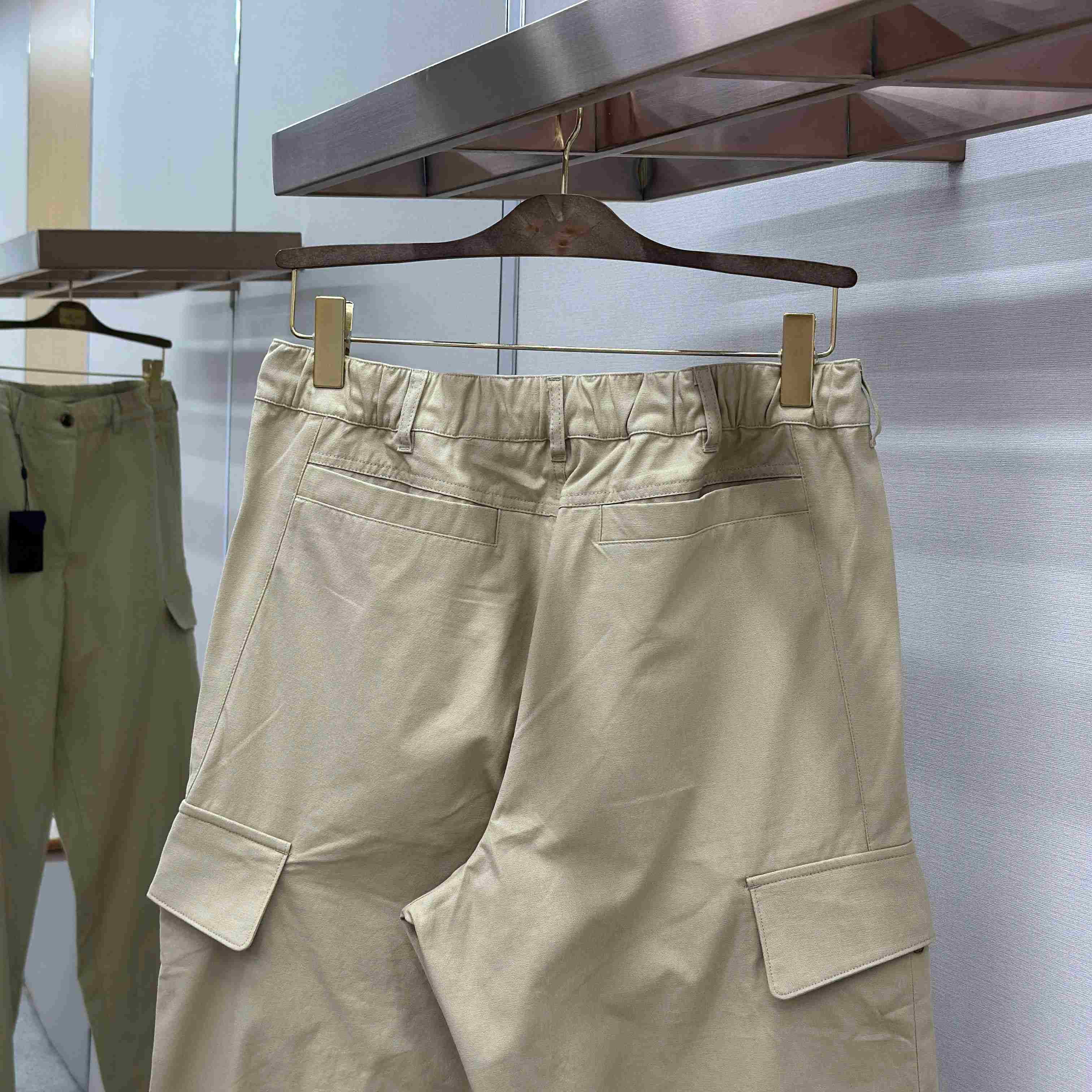 Louis Vuitton Embroidered Cotton Cargo Pants 1AJTZR - DopestKickz