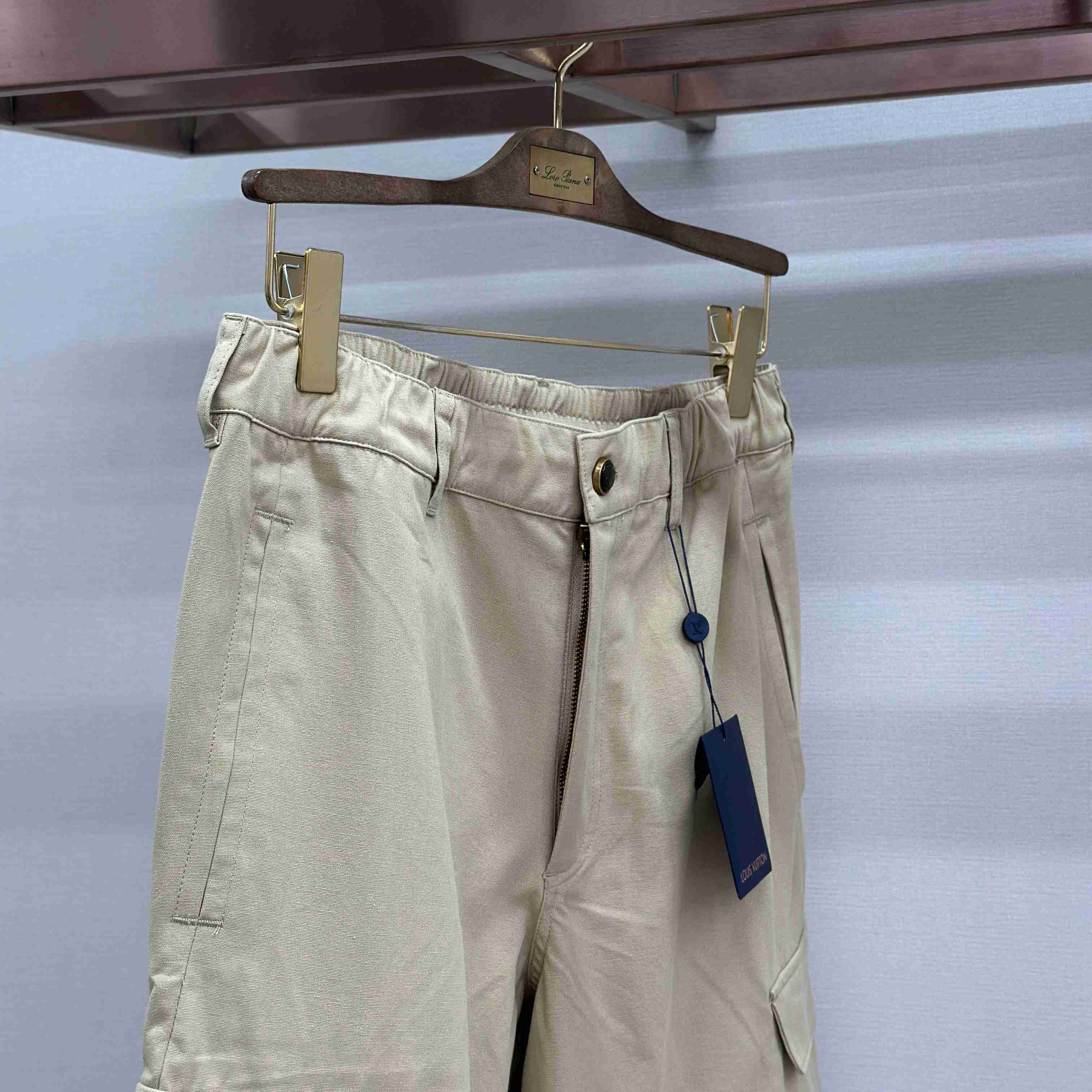 Louis Vuitton Embroidered Cotton Cargo Pants 1AJTZR - DopestKickz