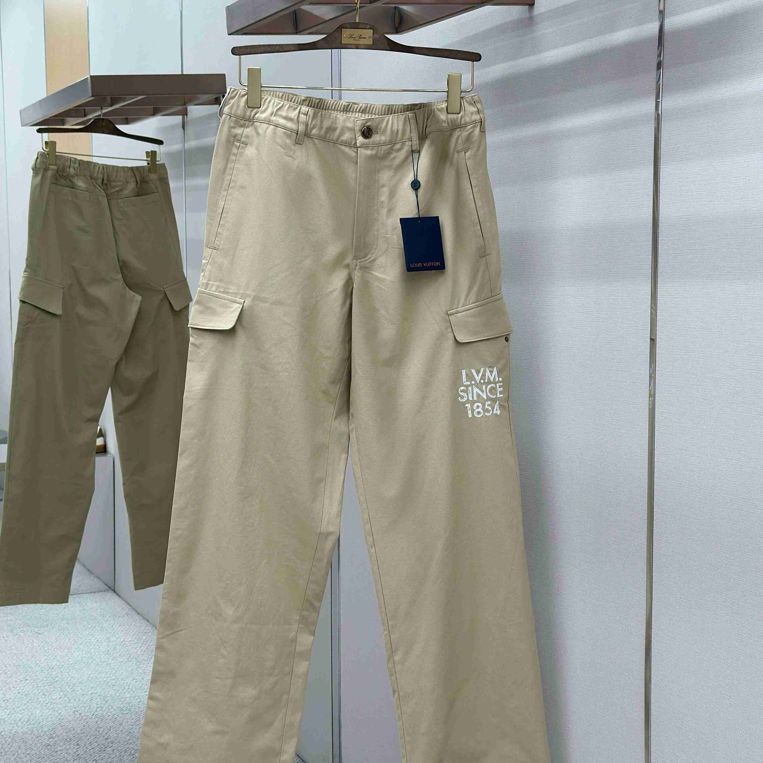 Louis Vuitton Embroidered Cotton Cargo Pants 1AJTZR - DopestKickz