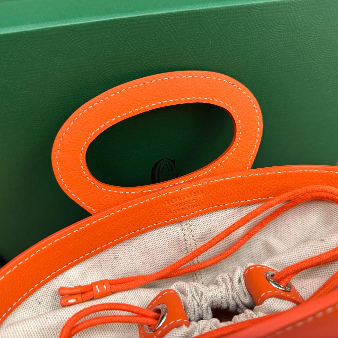 Goyard Beluga Mini Bag - DopestKickz