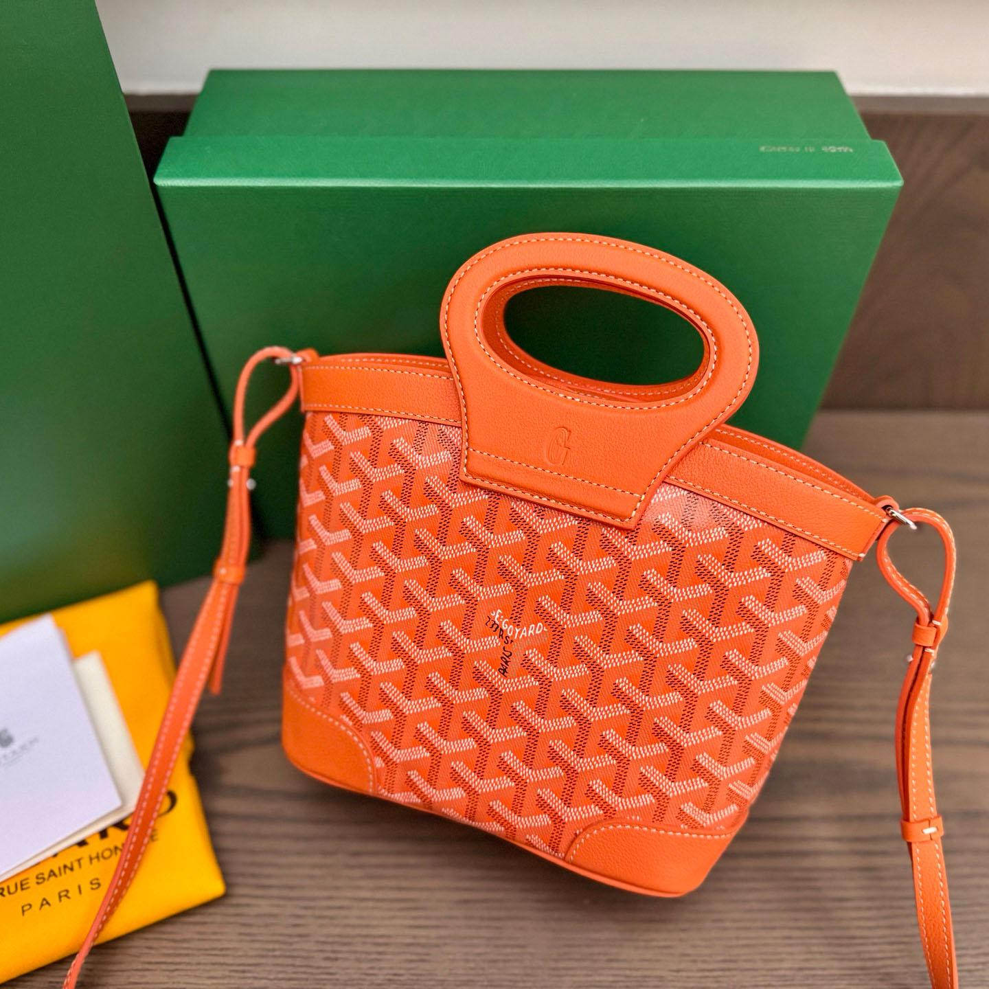 Goyard Beluga Mini Bag - DopestKickz