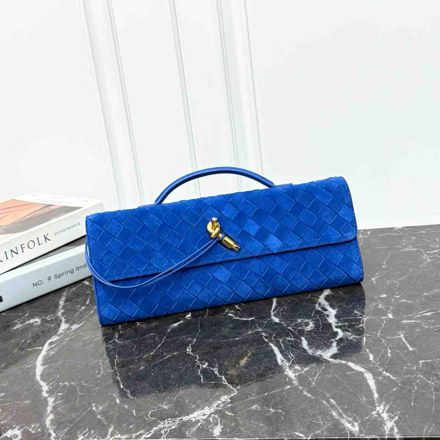 Bottega Veneta Andiamo Clutch 31*13*3cm - DopestKickz