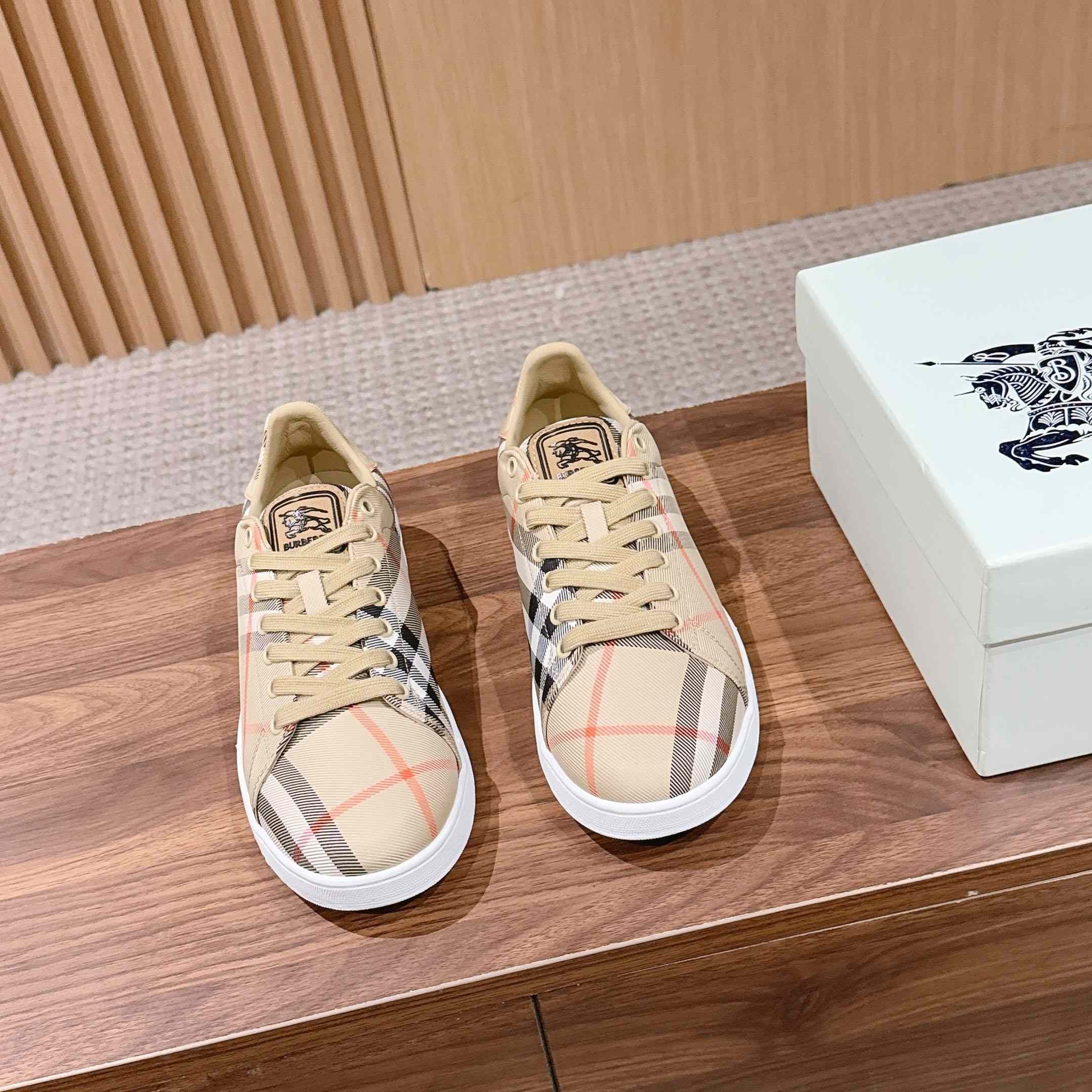 Burberry Check Set Sneakers - DopestKickz