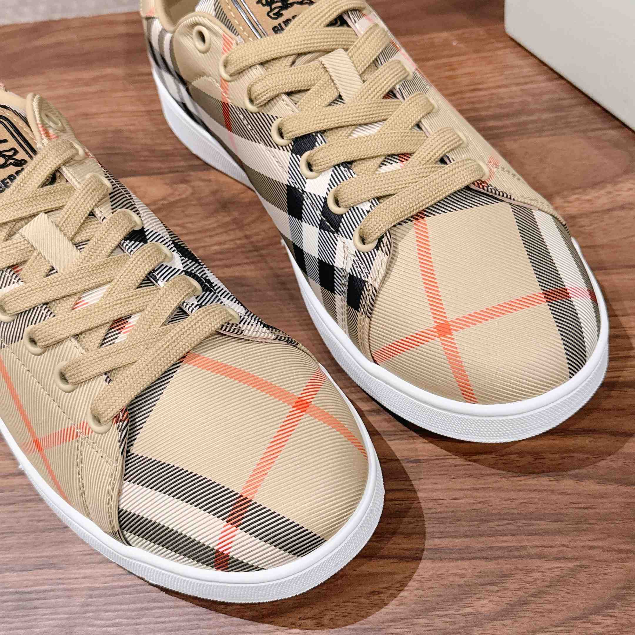 Burberry Check Set Sneakers - DopestKickz