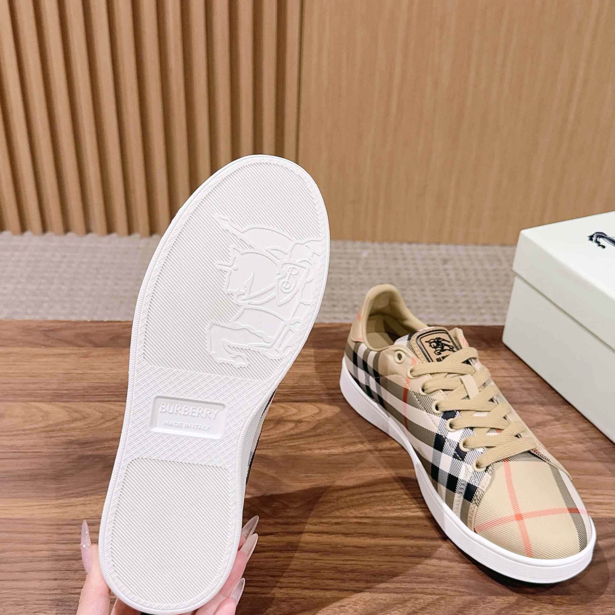 Burberry Check Set Sneakers - DopestKickz