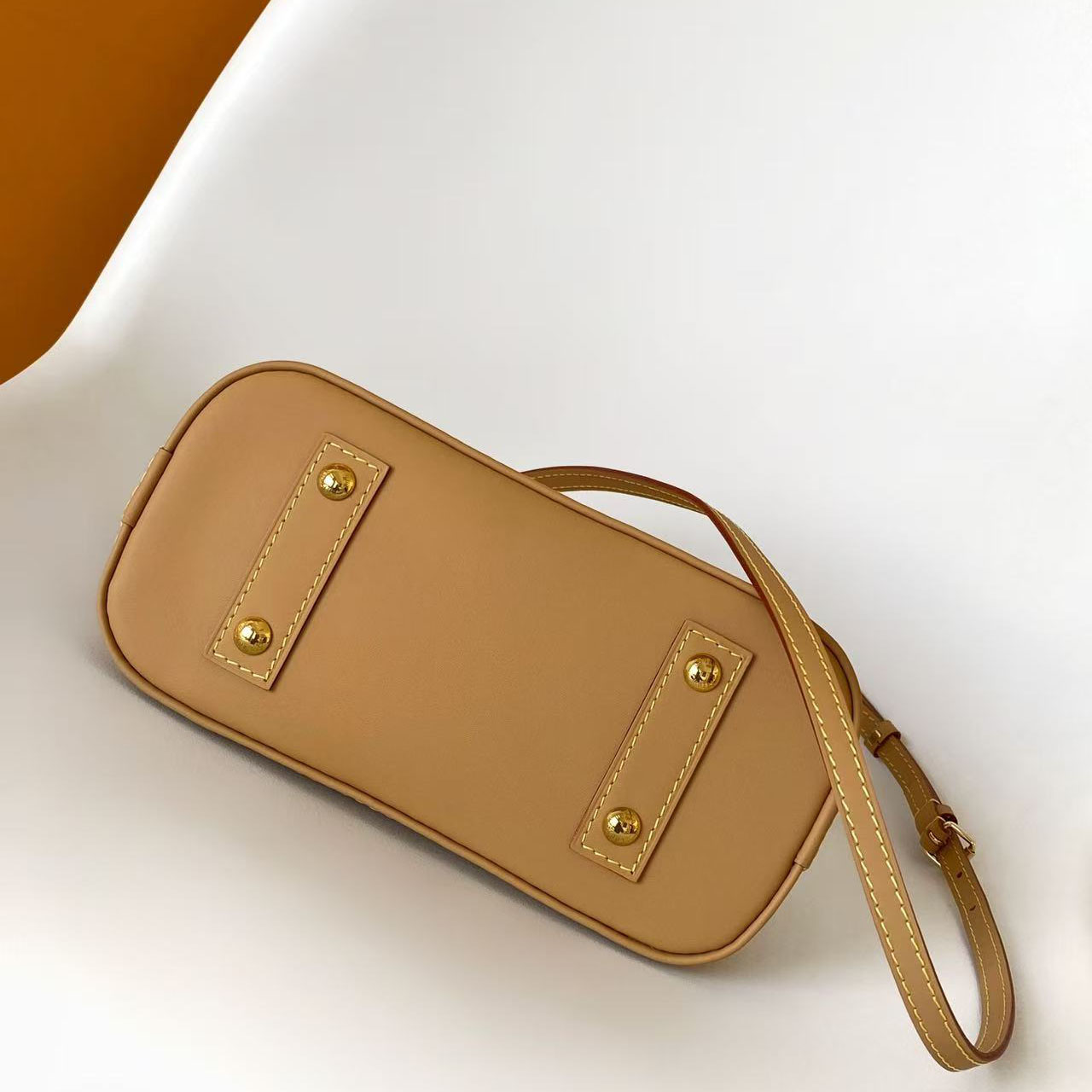 Louis Vuitton Alma BB M27525 - DopestKickz