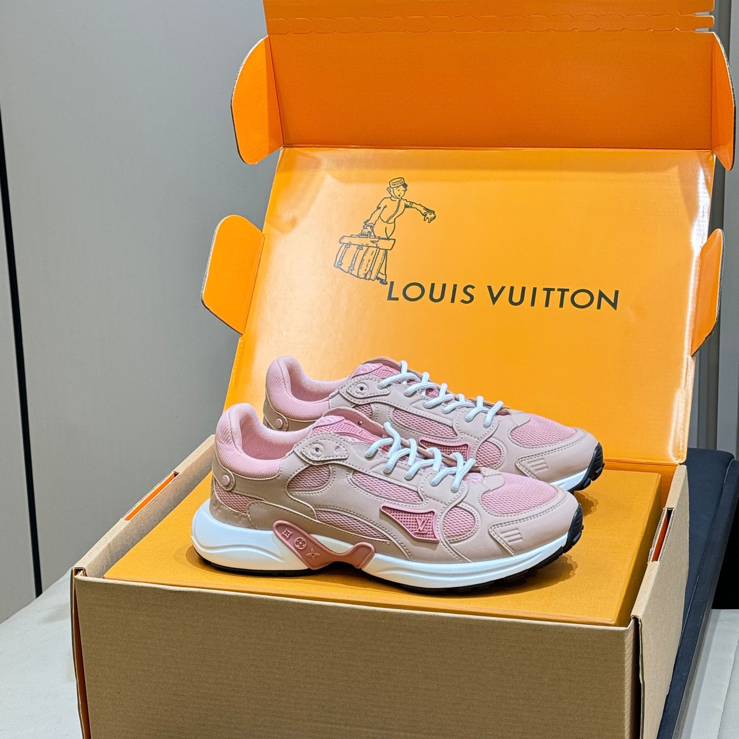 Louis Vuitton LV Olympia Sneaker 1AICQE - DopestKickz