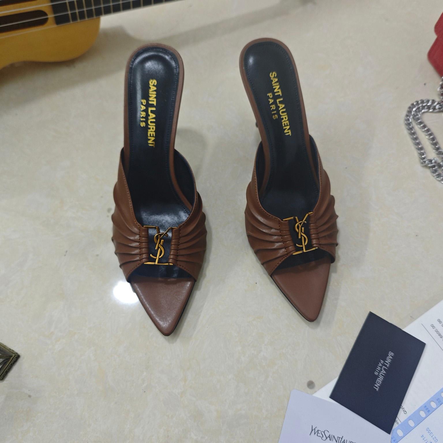 Saint Laurent BABYLONE Mules In Smooth Leather - DopestKickz