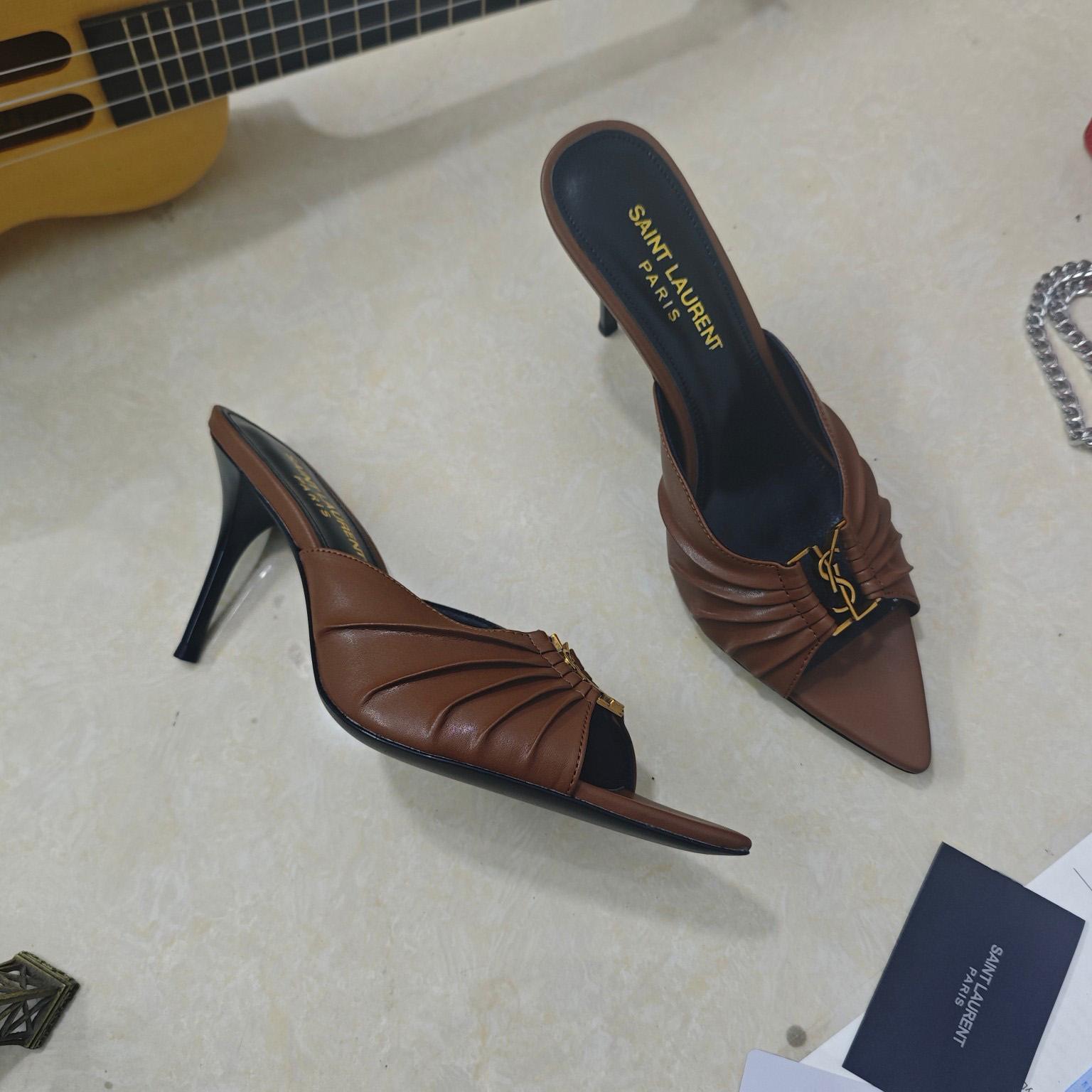 Saint Laurent BABYLONE Mules In Smooth Leather - DopestKickz