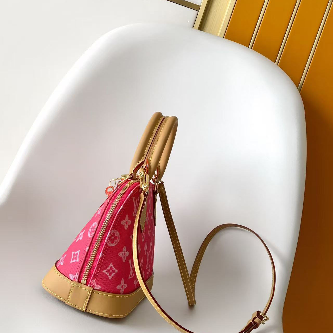 Louis Vuitton Alma BB M28272 - DopestKickz