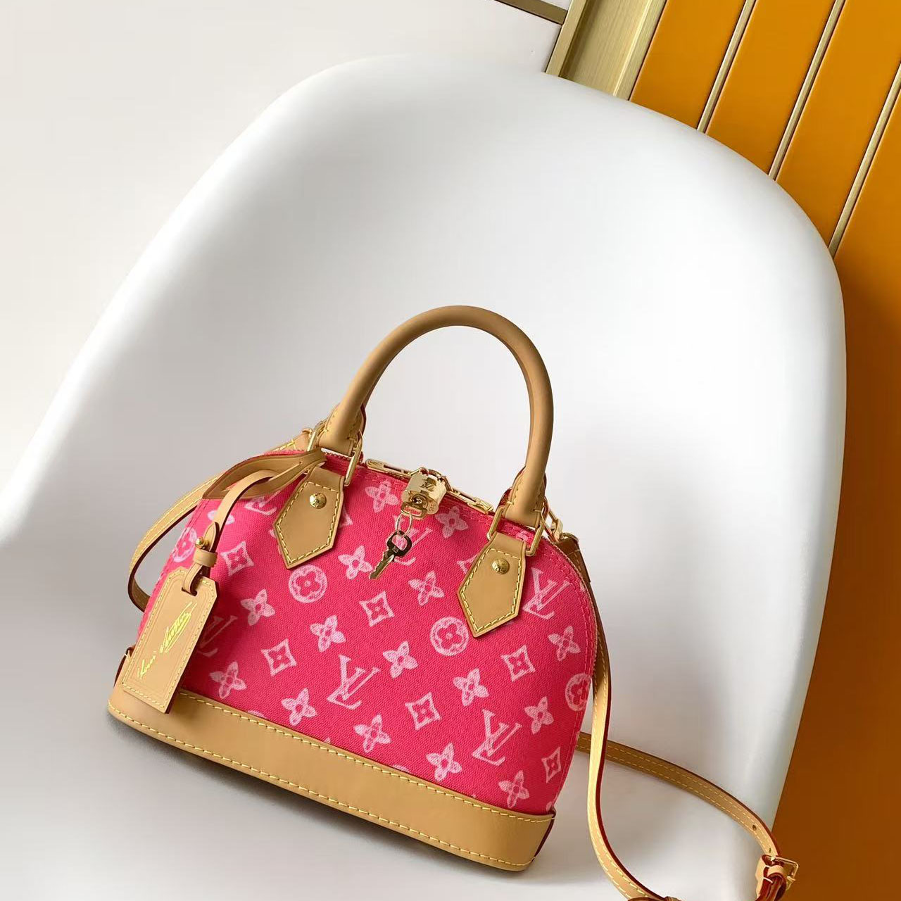 Louis Vuitton Alma BB M28272 - DopestKickz