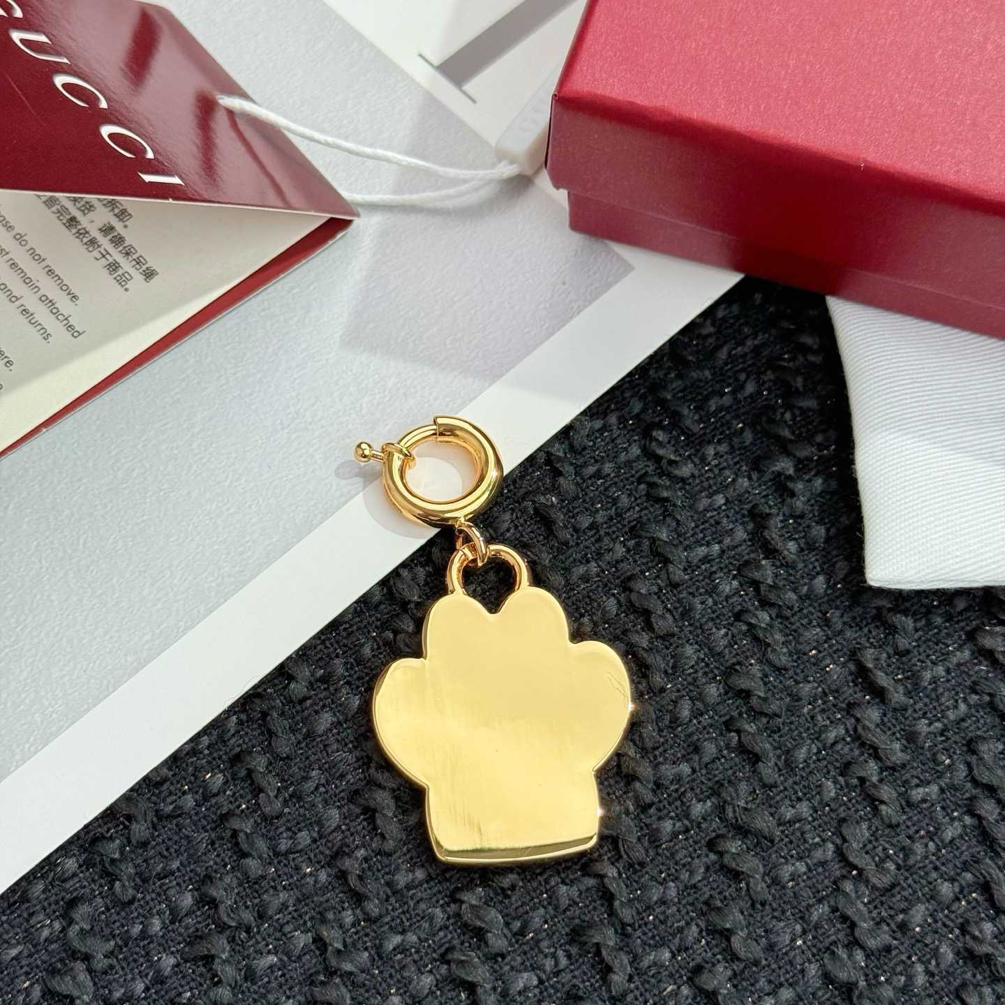Gucci Paw-shaped Charm - DopestKickz