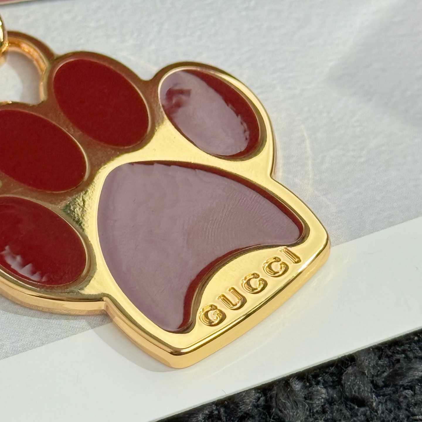 Gucci Paw-shaped Charm - DopestKickz