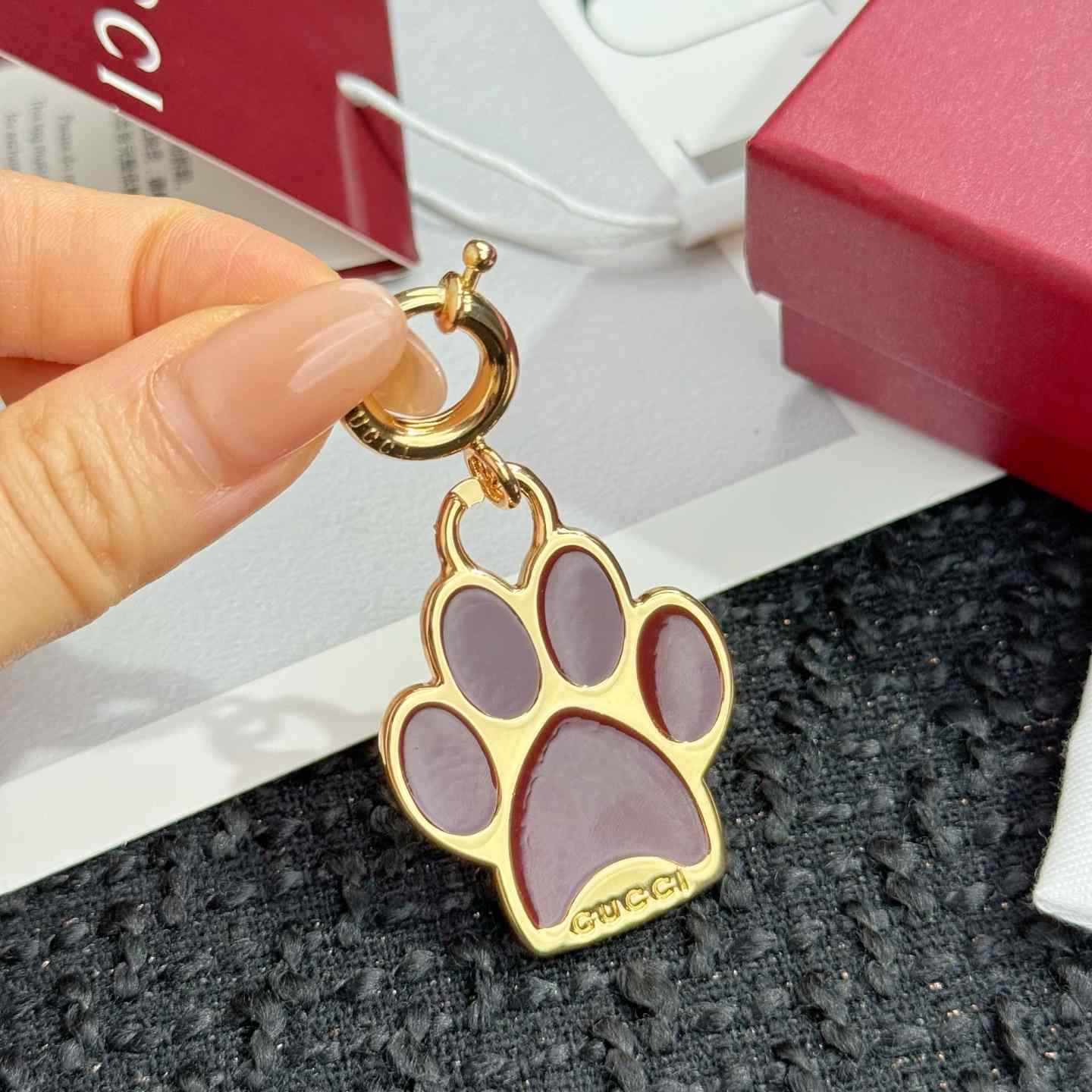 Gucci Paw-shaped Charm - DopestKickz