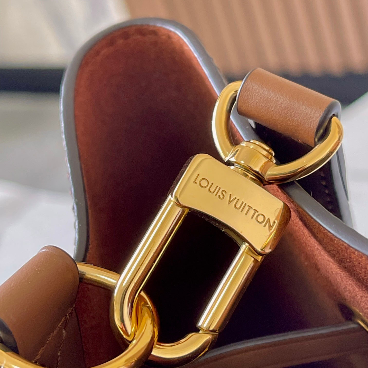 Louis Vuitton NéoNoé MM M44887 - DopestKickz