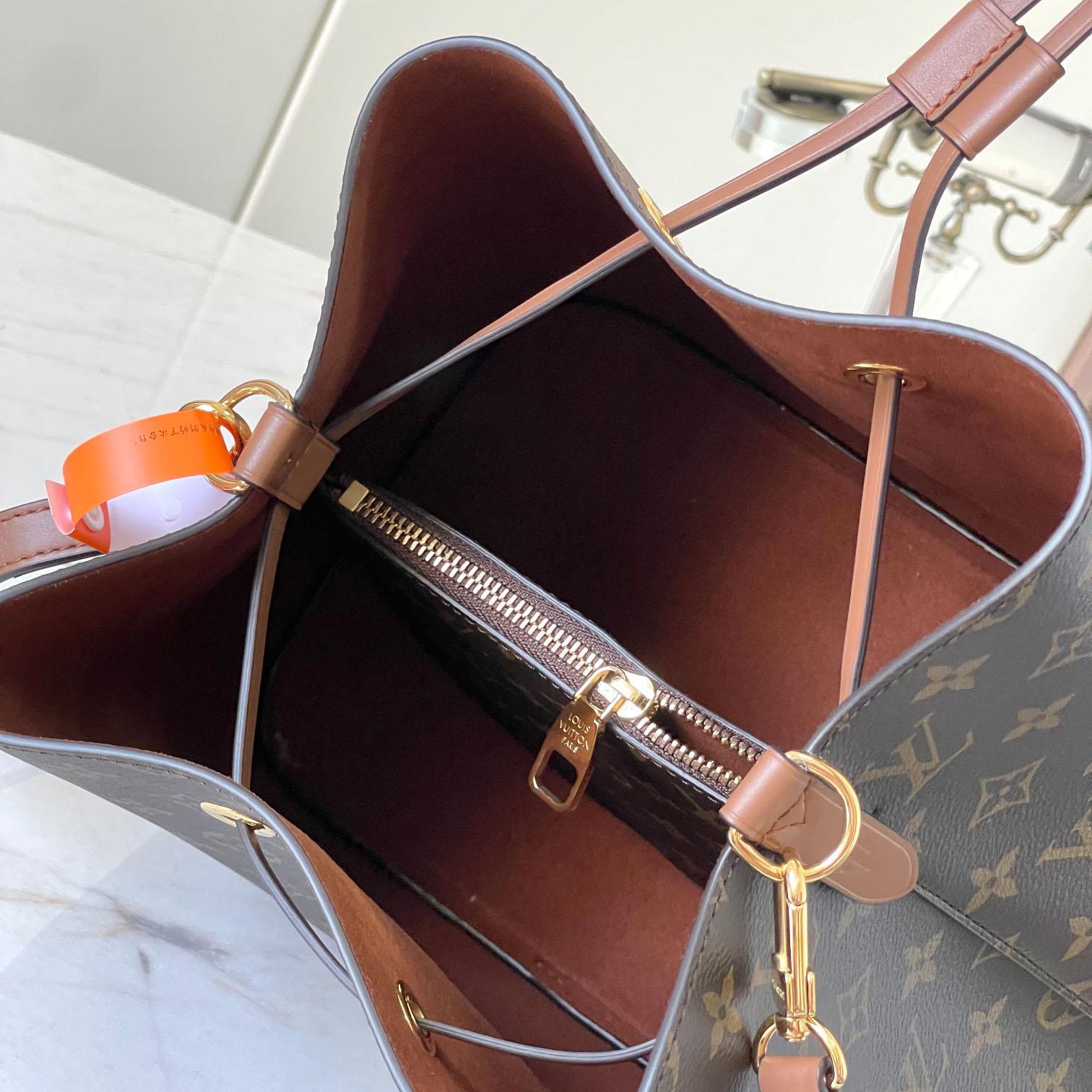 Louis Vuitton NéoNoé MM M44887 - DopestKickz