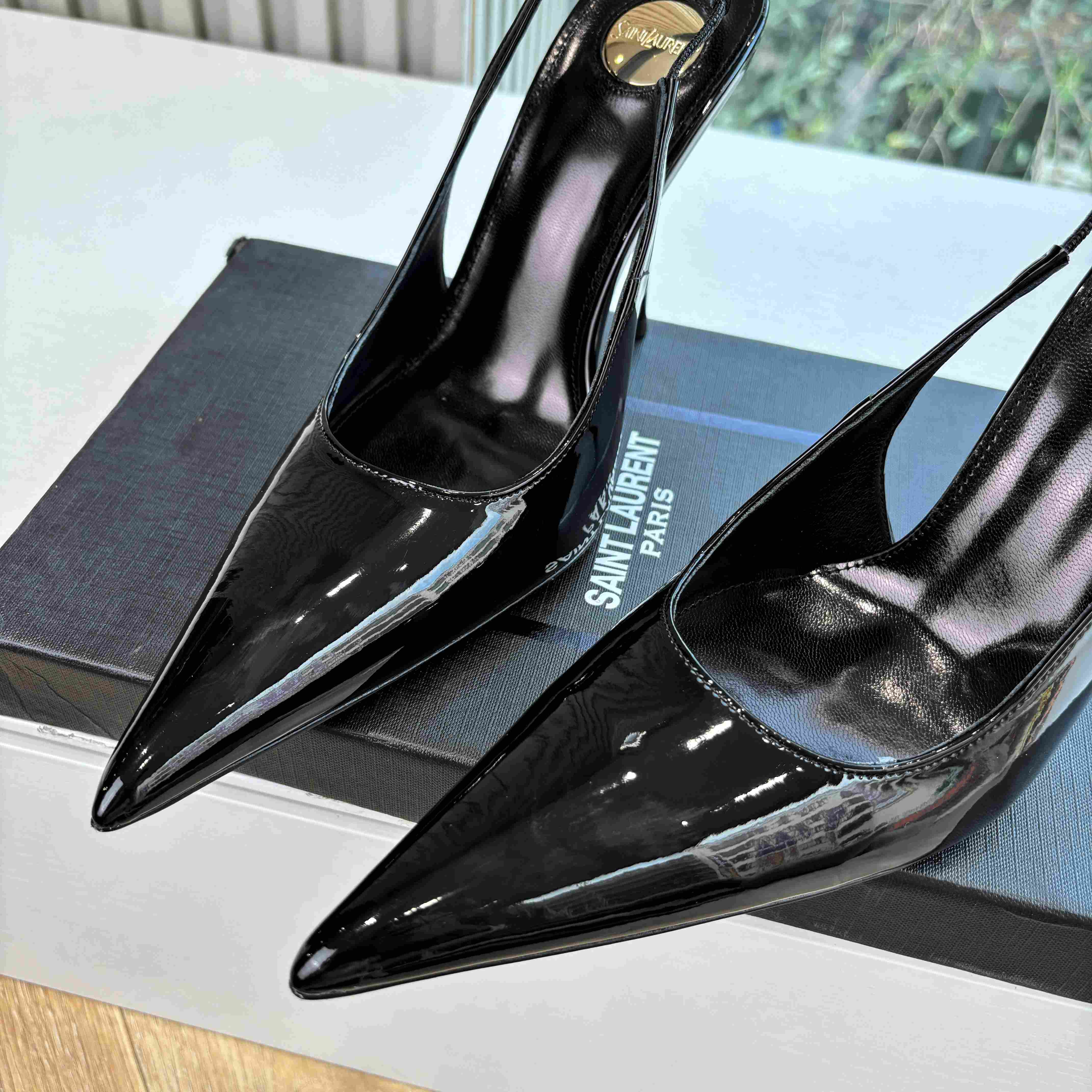 Saint Laurent GUERMANTES Slingback Pumps In Patent Leather - DopestKickz