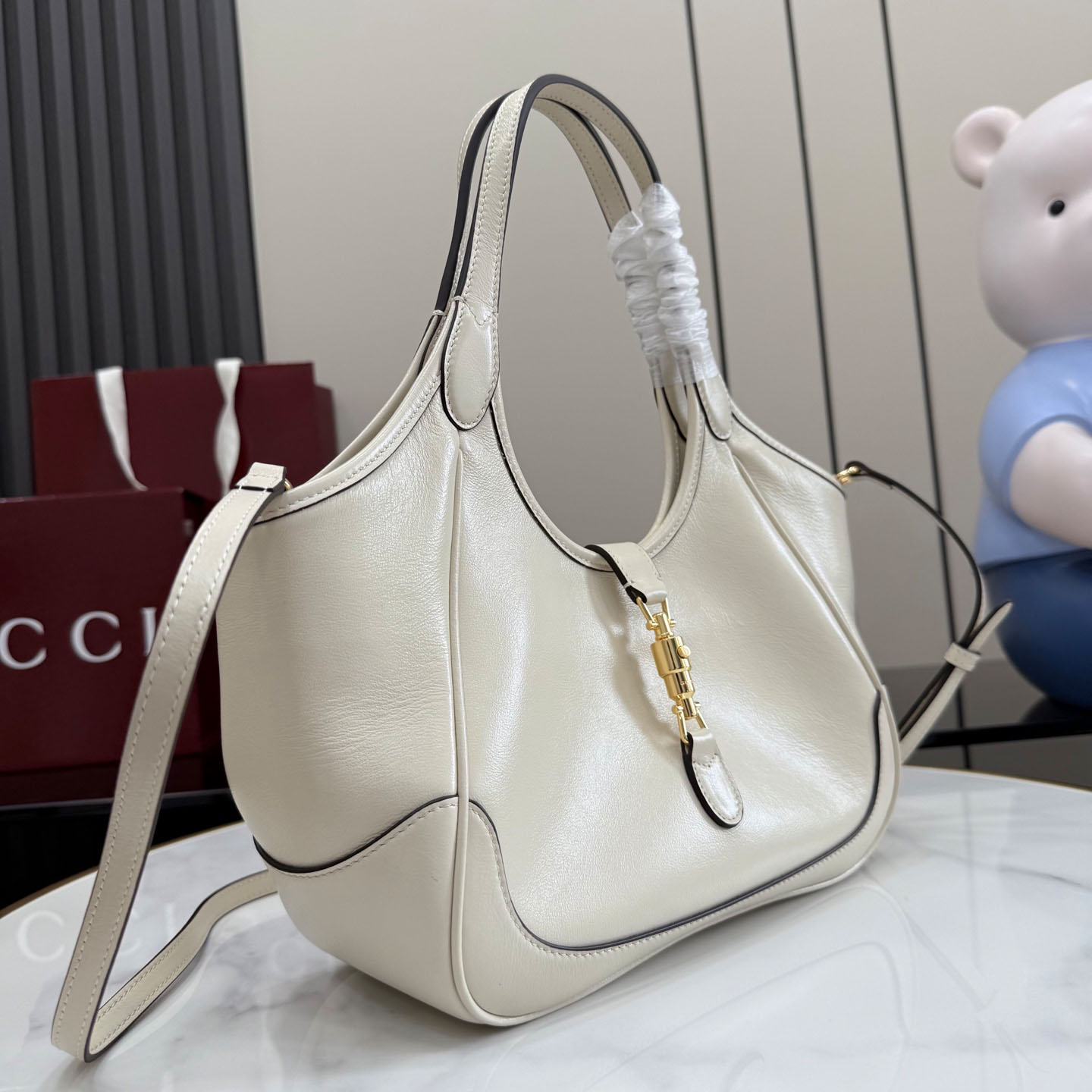 Gucci Mercato Small Tote Bag 866646 - DopestKickz