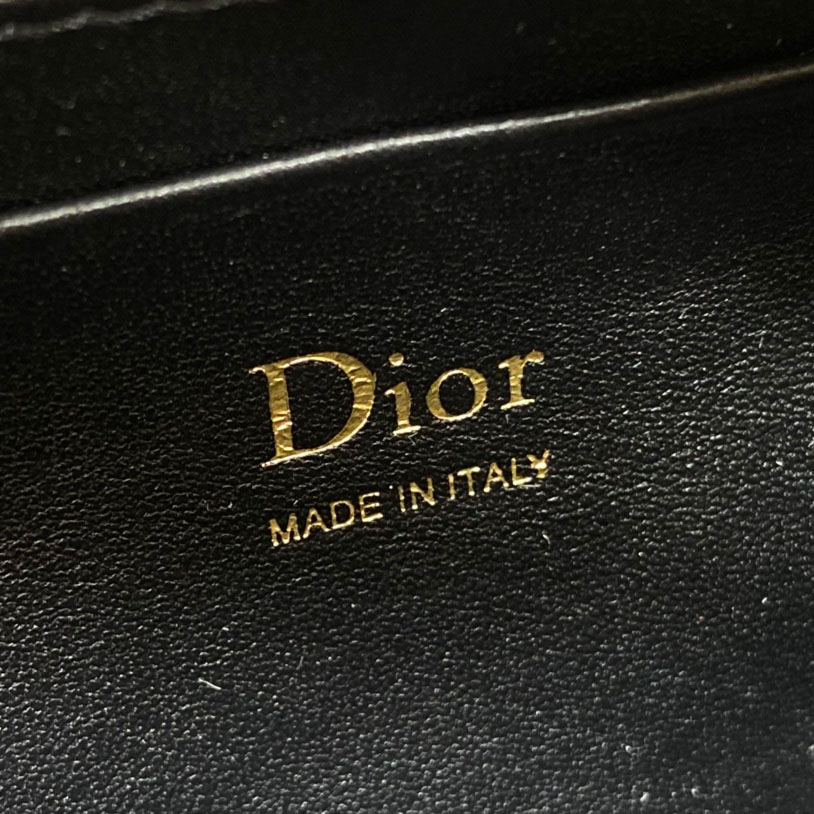 Dior Bow Pouch - DopestKickz