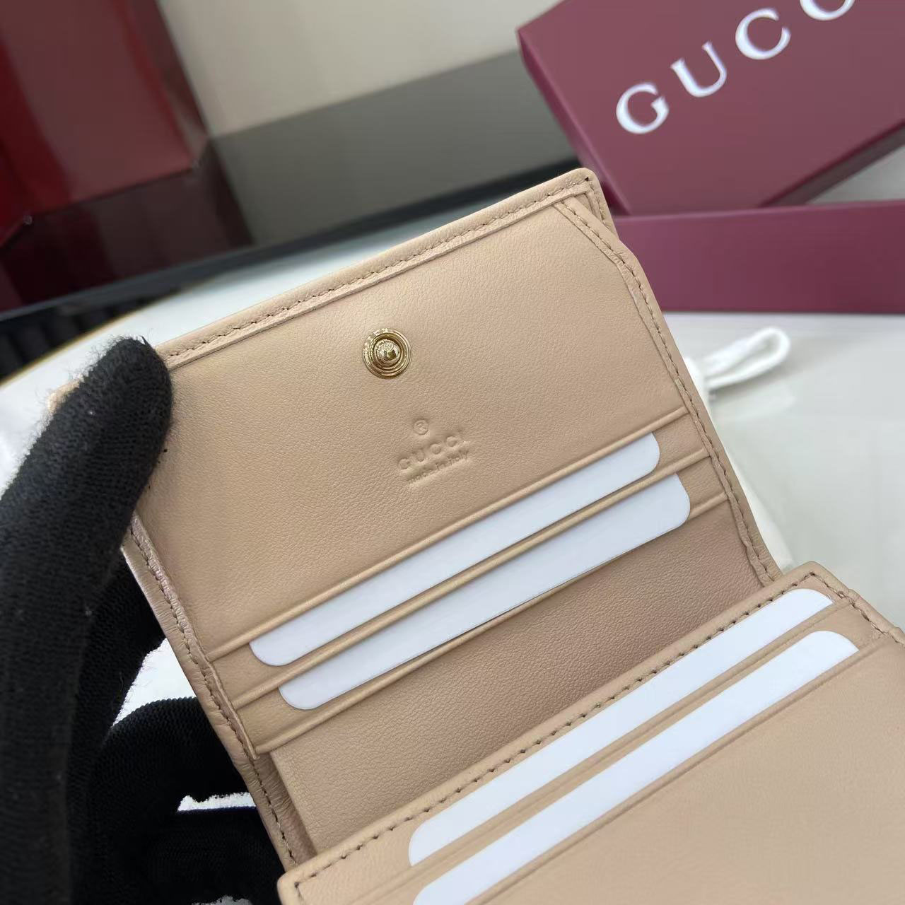 Gucci GG Marmont Card Case Wallet  466492 - DopestKickz