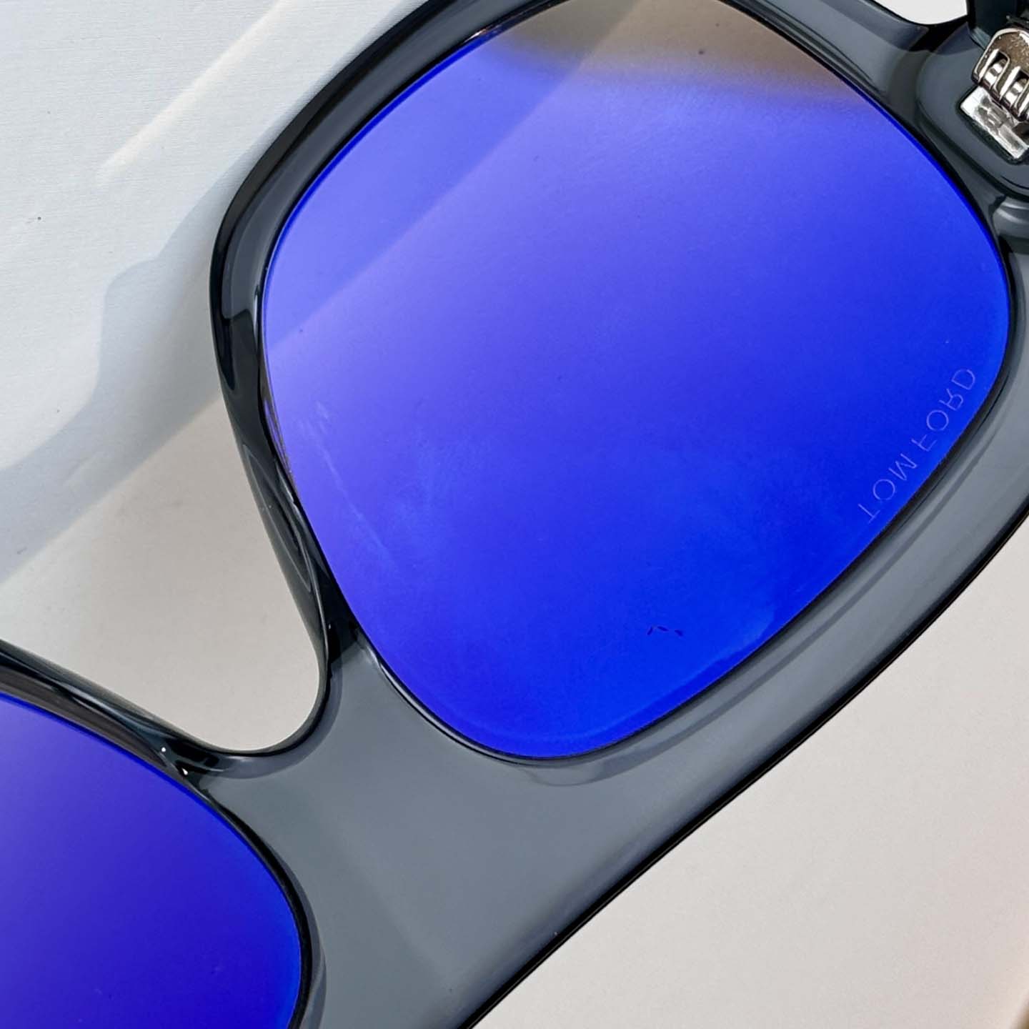 Tom Ford FT1324 Sunglasses - DopestKickz