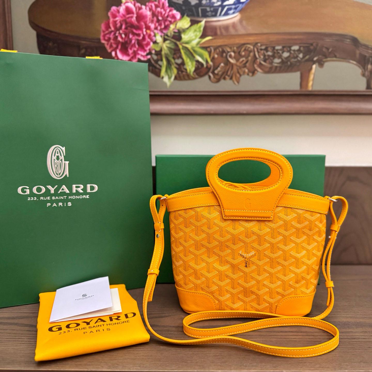 Goyard Beluga Mini Bag - DopestKickz