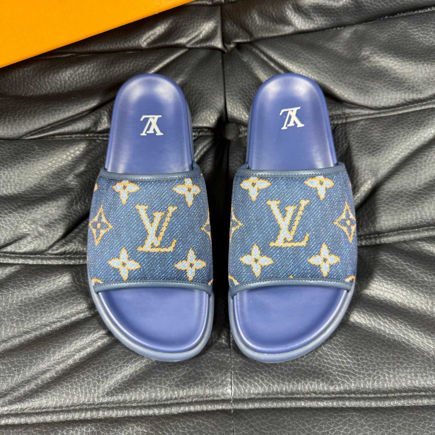 Louis Vuitton Miami Mule 1AIZRE - DopestKickz