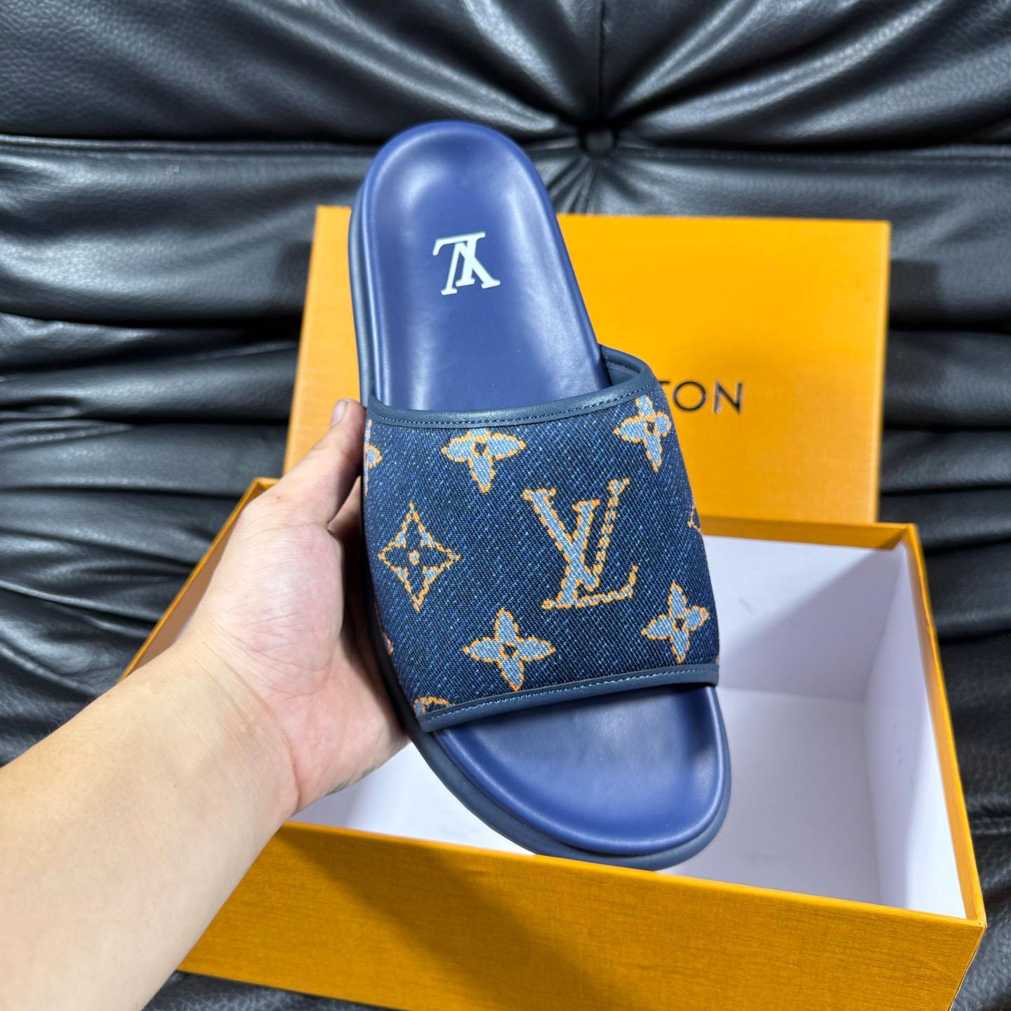 Louis Vuitton Miami Mule 1AIZRE - DopestKickz