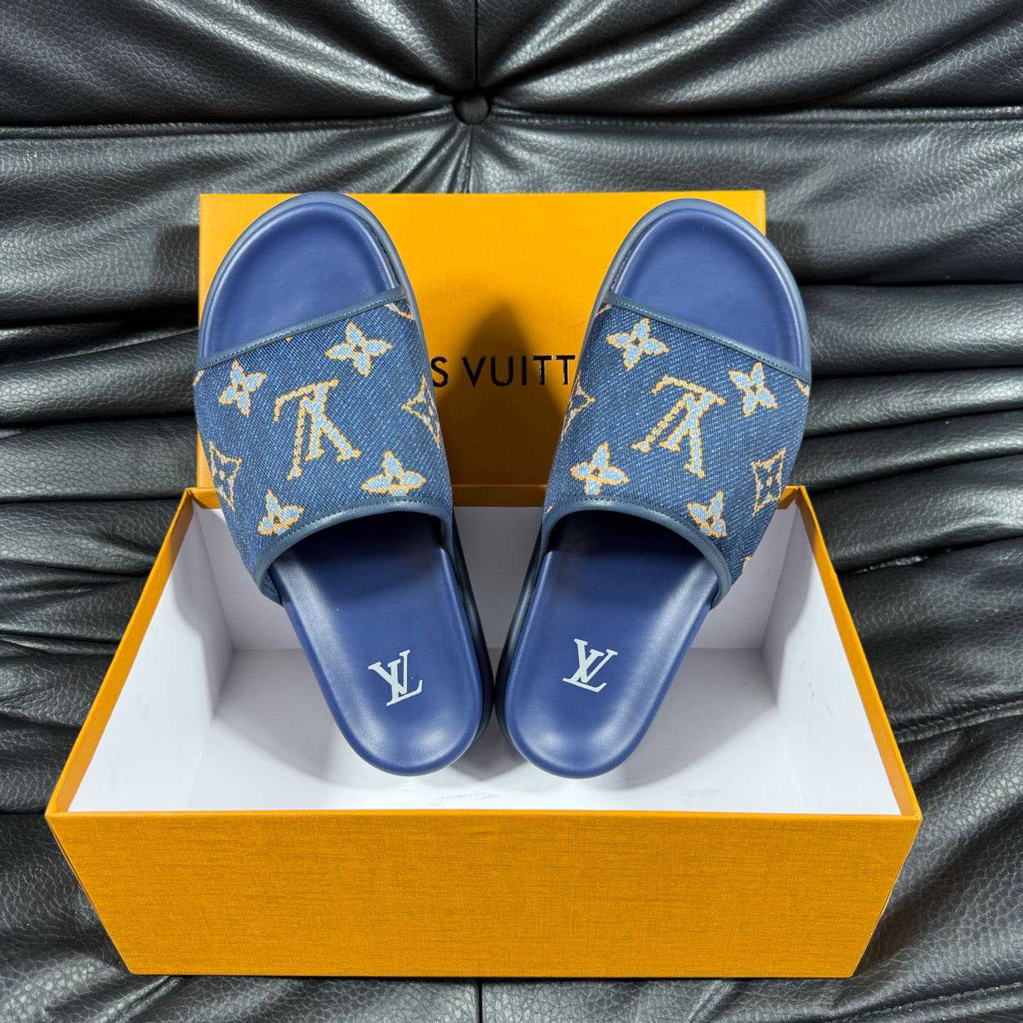 Louis Vuitton Miami Mule 1AIZRE - DopestKickz