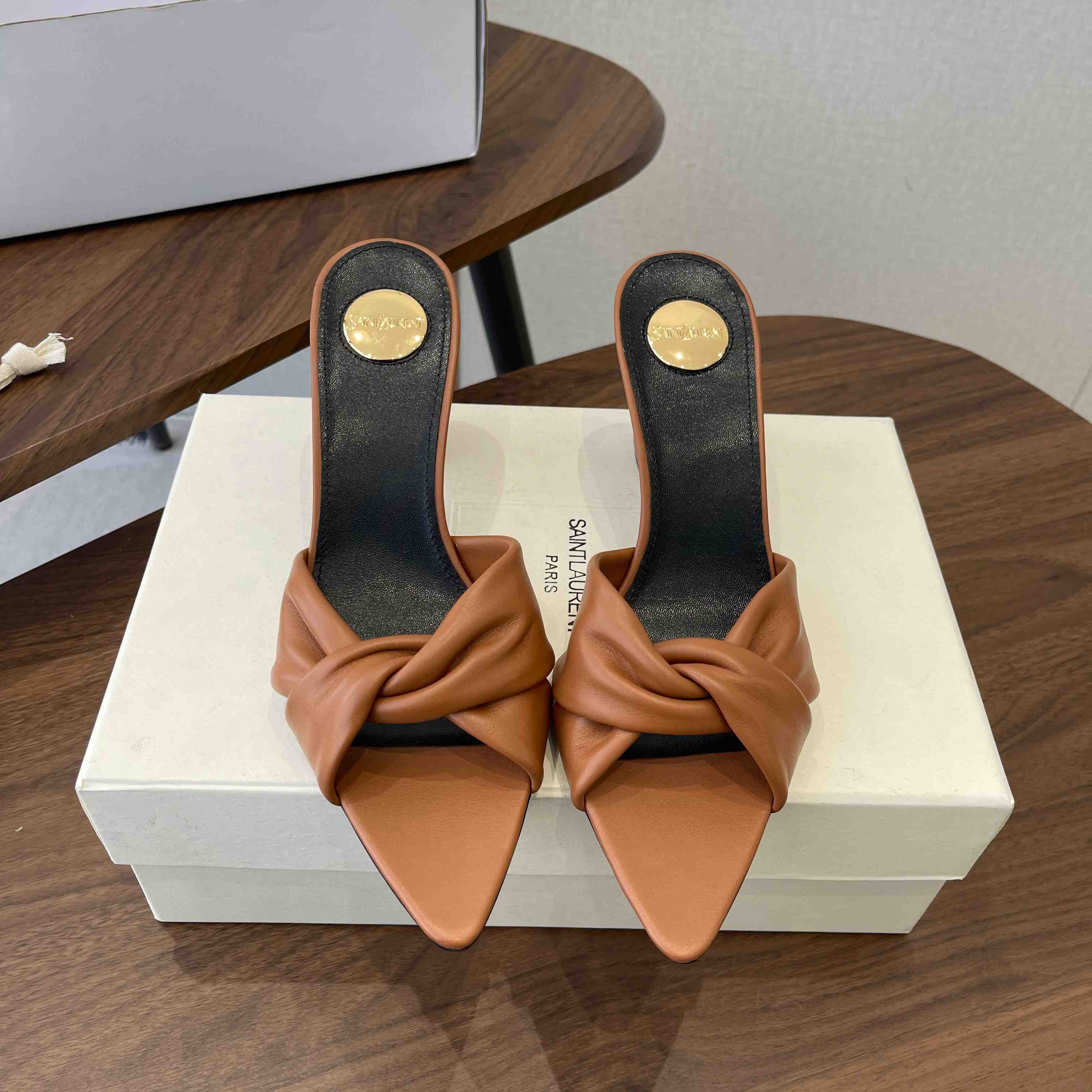 Saint Laurent FRANCIANE Mules In Smooth Leather - DopestKickz