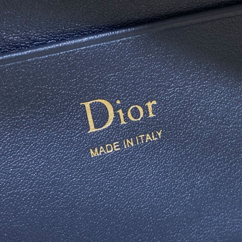 Dior Bow Pouch - DopestKickz
