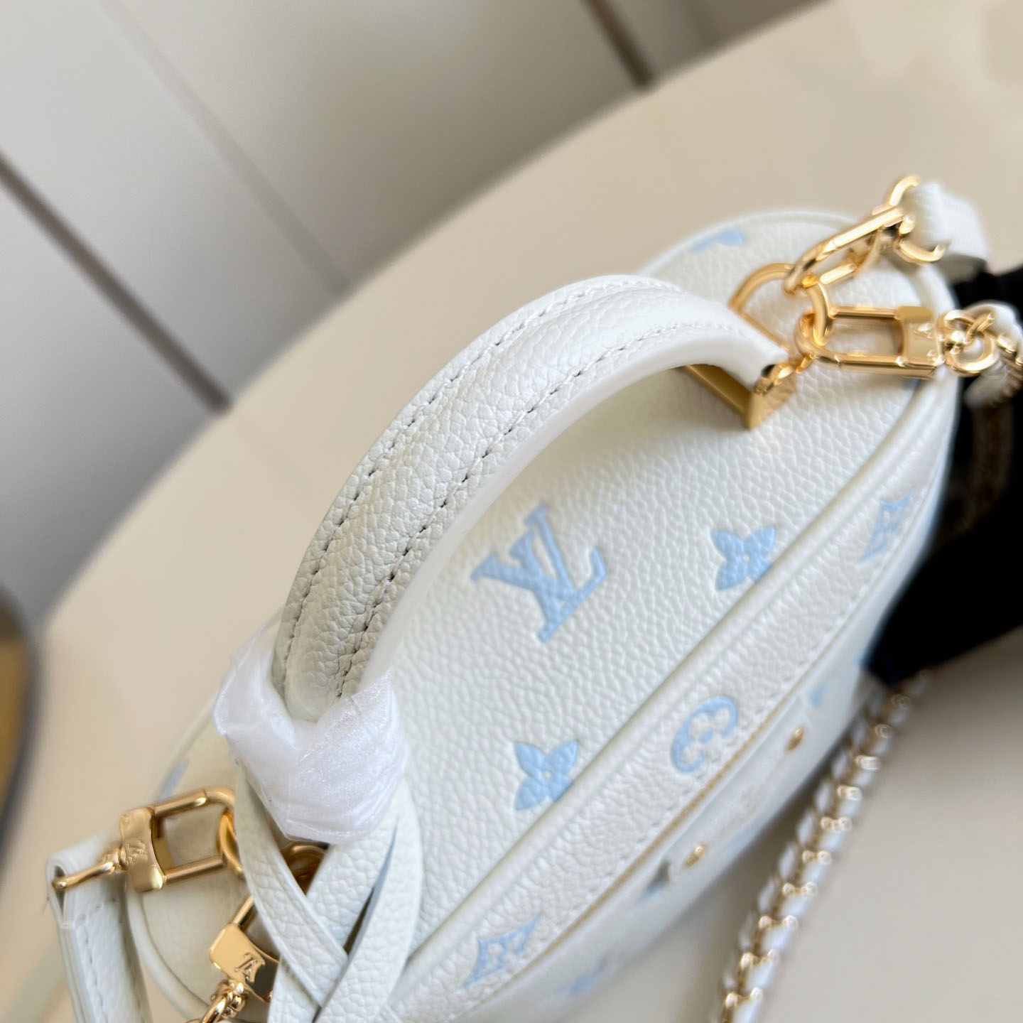 Louis Vuitton Vanity Chain Pouch M27744 - DopestKickz