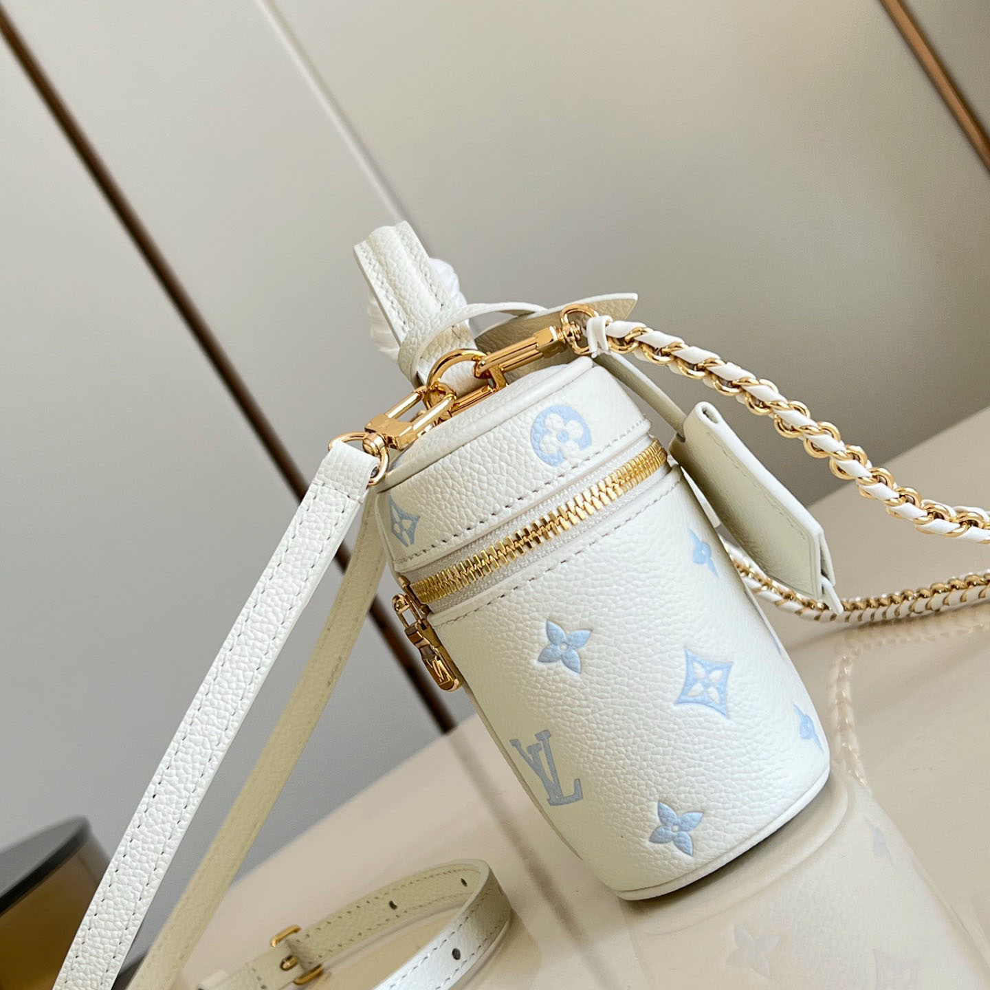 Louis Vuitton Vanity Chain Pouch M27744 - DopestKickz