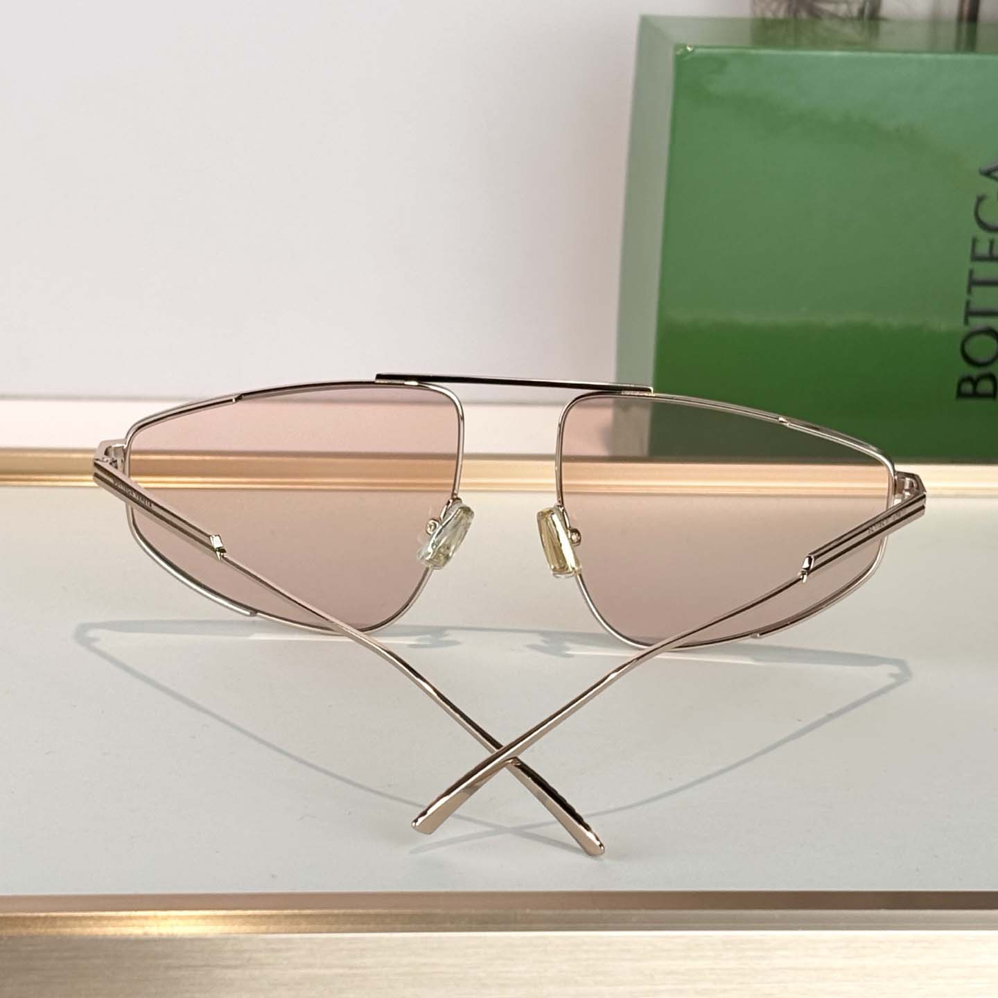 Bottega Veneta Classic Aviator Sunglasses   BV1466S - DopestKickz