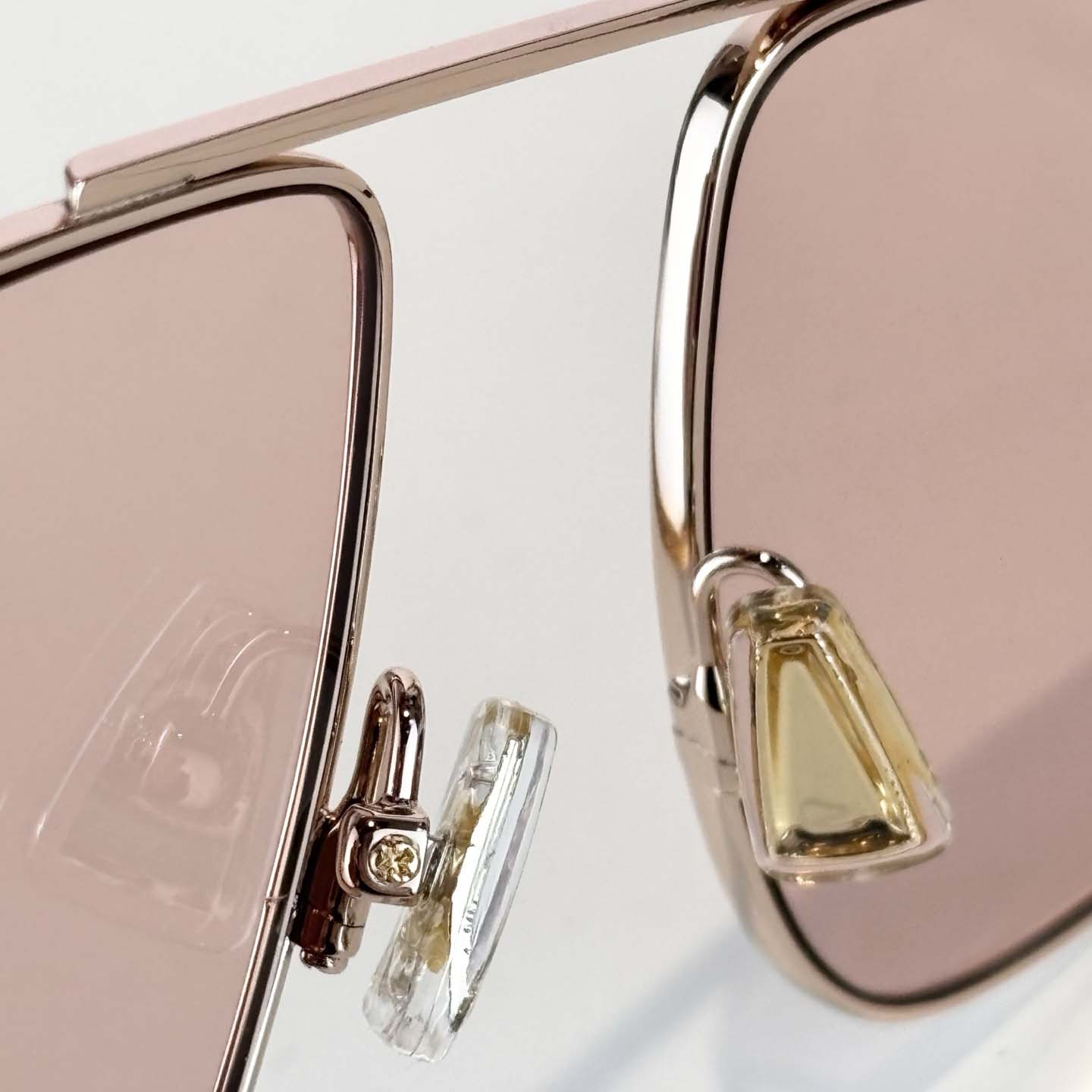 Bottega Veneta Classic Aviator Sunglasses   BV1466S - DopestKickz