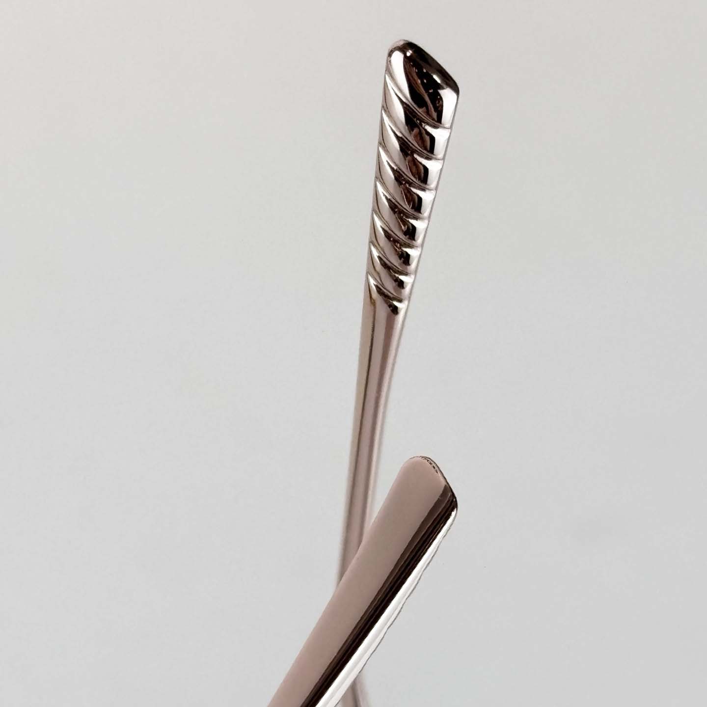 Bottega Veneta Classic Aviator Sunglasses   BV1466S - DopestKickz