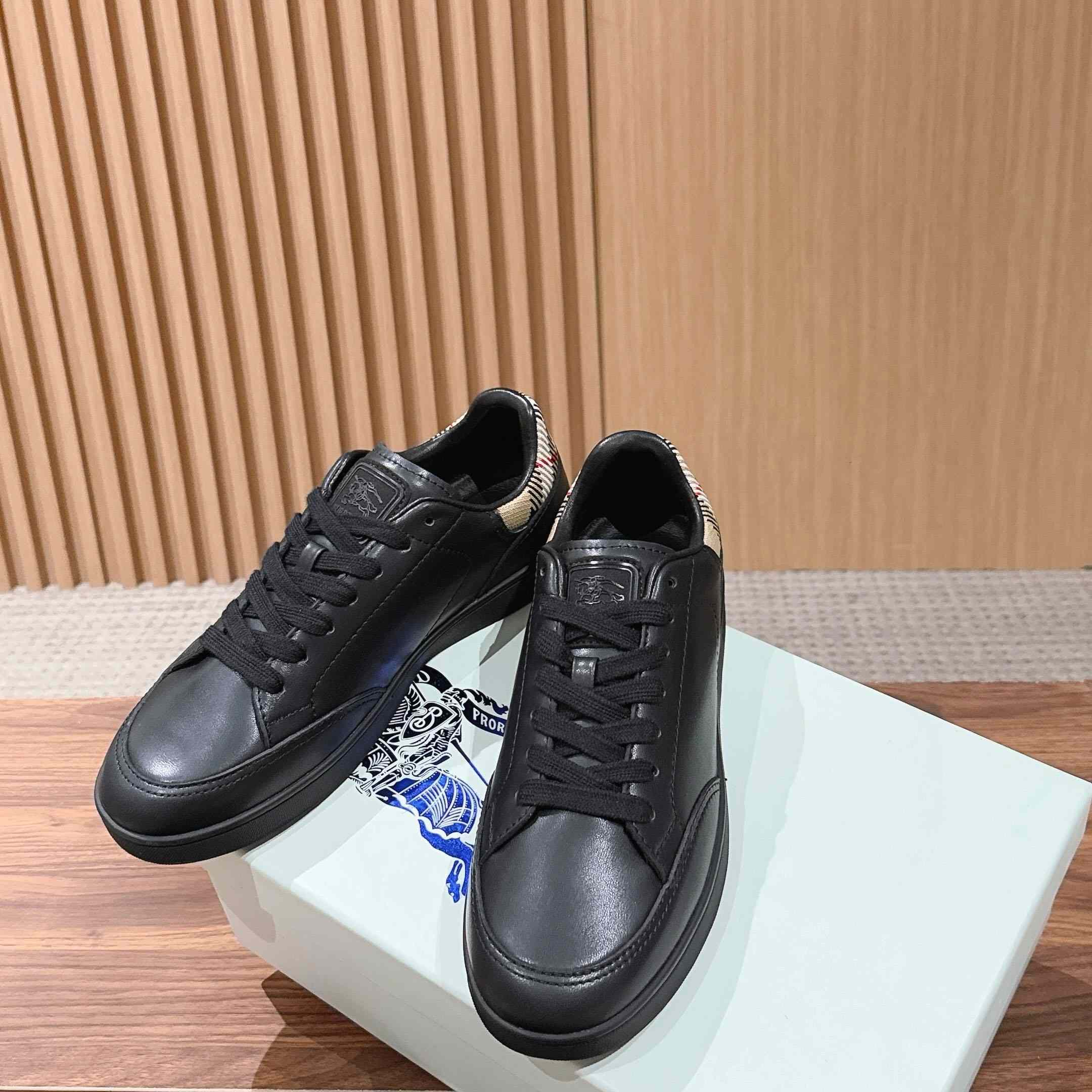 Burberry Leather Set Sneakers​ - DopestKickz