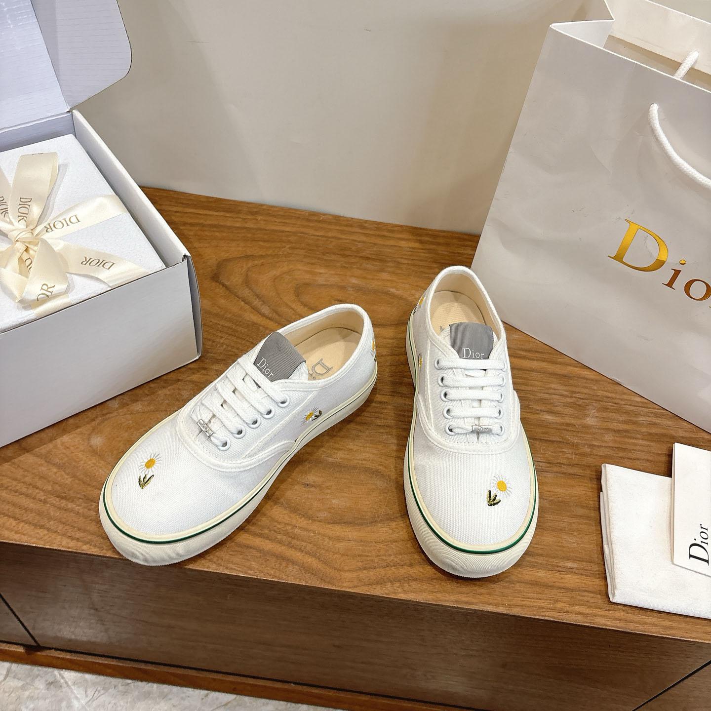 Dior Saltwind Sneaker - DopestKickz