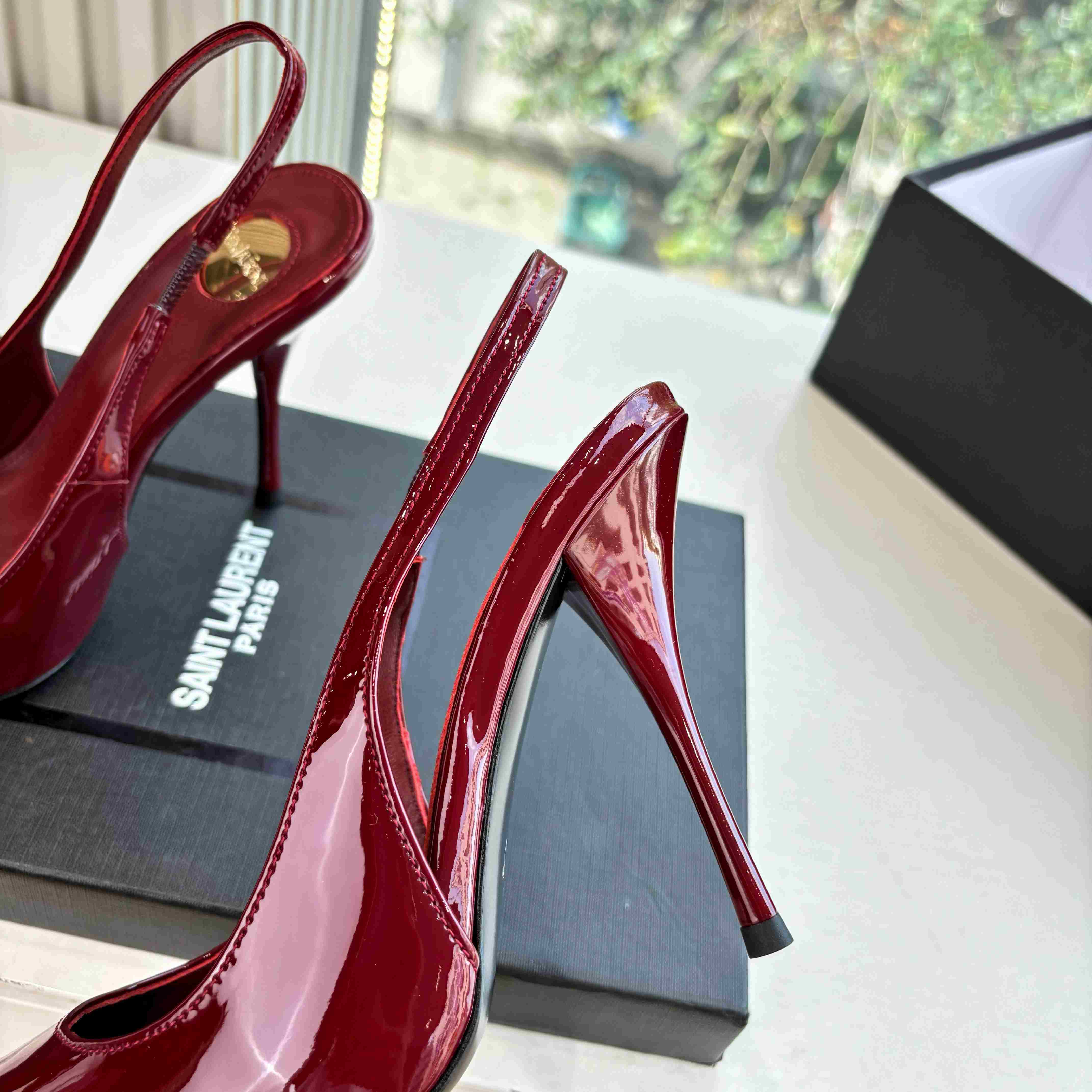 Saint Laurent GUERMANTES Slingback Pumps In Patent Leather - DopestKickz