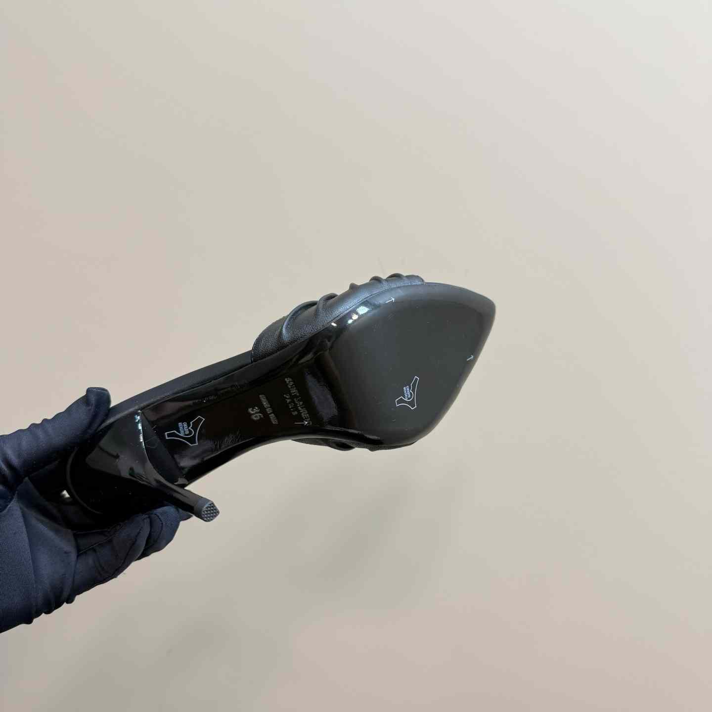 Saint Laurent BABYLONE Mules In Smooth Leather - DopestKickz