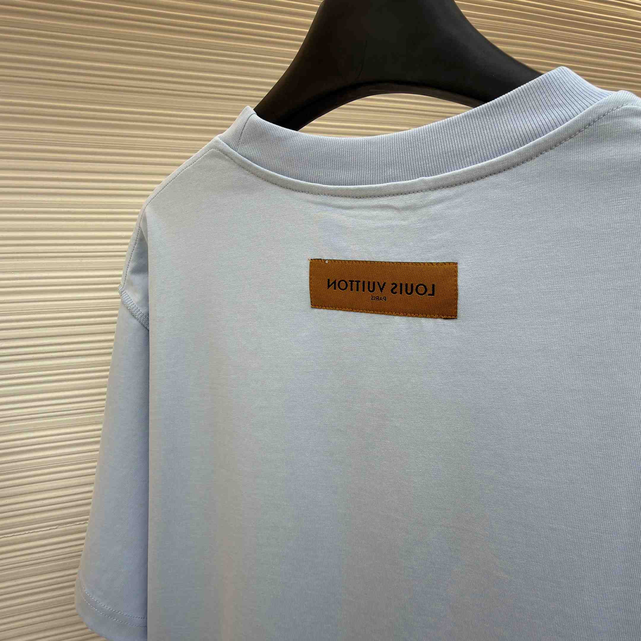 Louis Vuitton Embossed LV T-Shirt   1AJAYF - DopestKickz