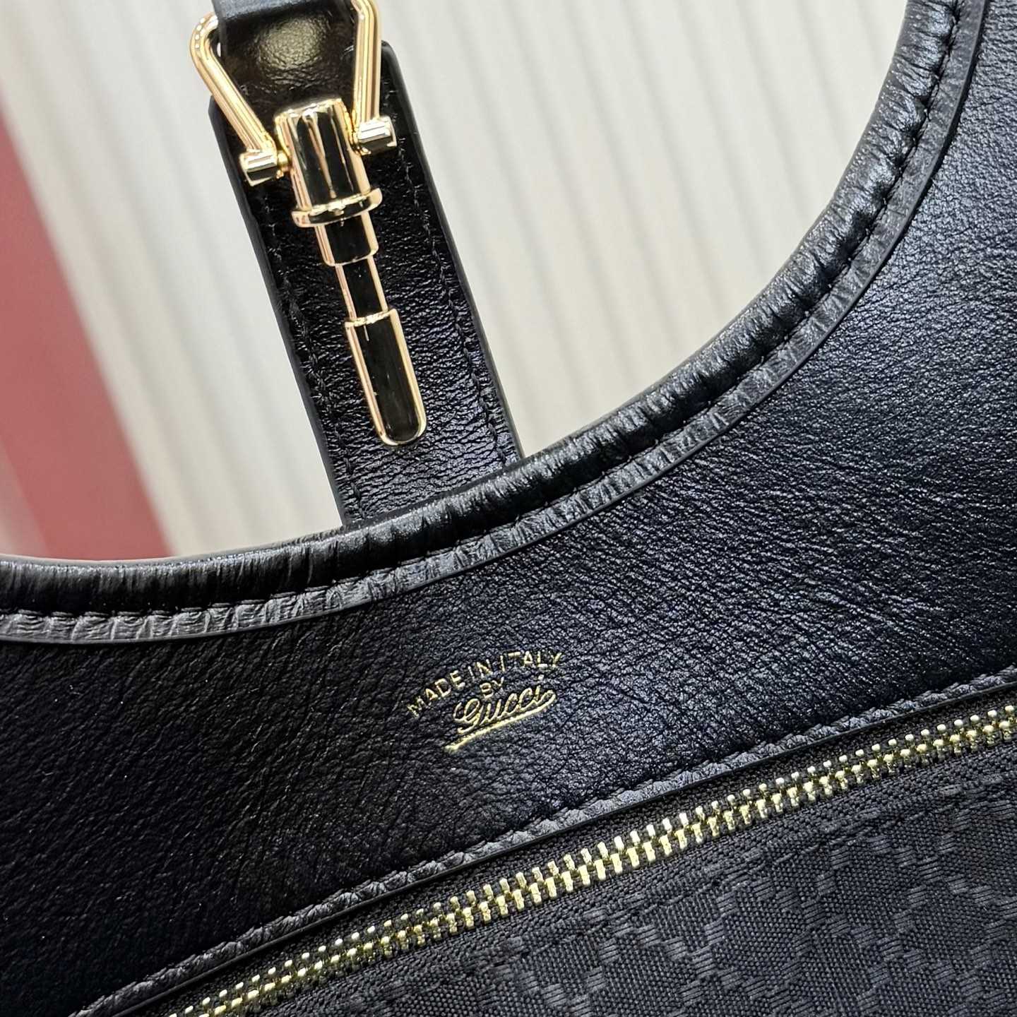 Gucci Mercato Medium Tote Bag 866645 - DopestKickz