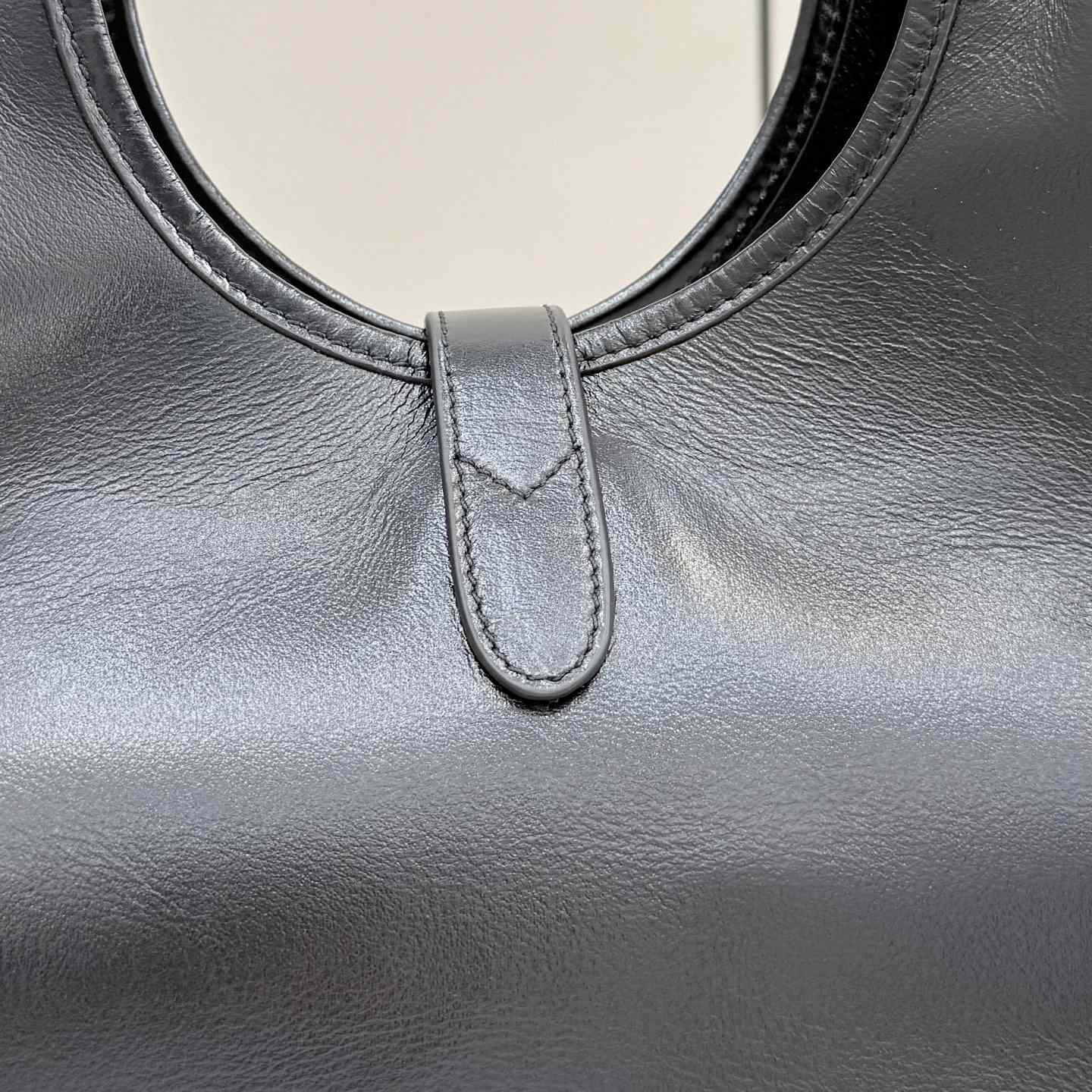 Gucci Mercato Medium Tote Bag 866645 - DopestKickz