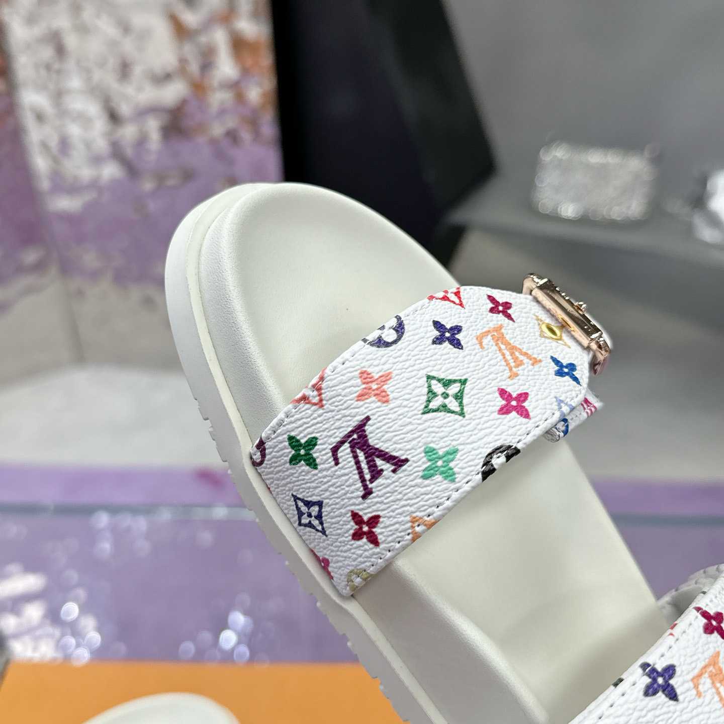 Louis Vuitton LV x TM Bom Dia Flat Comfort Mule 1AJLI7 - DopestKickz