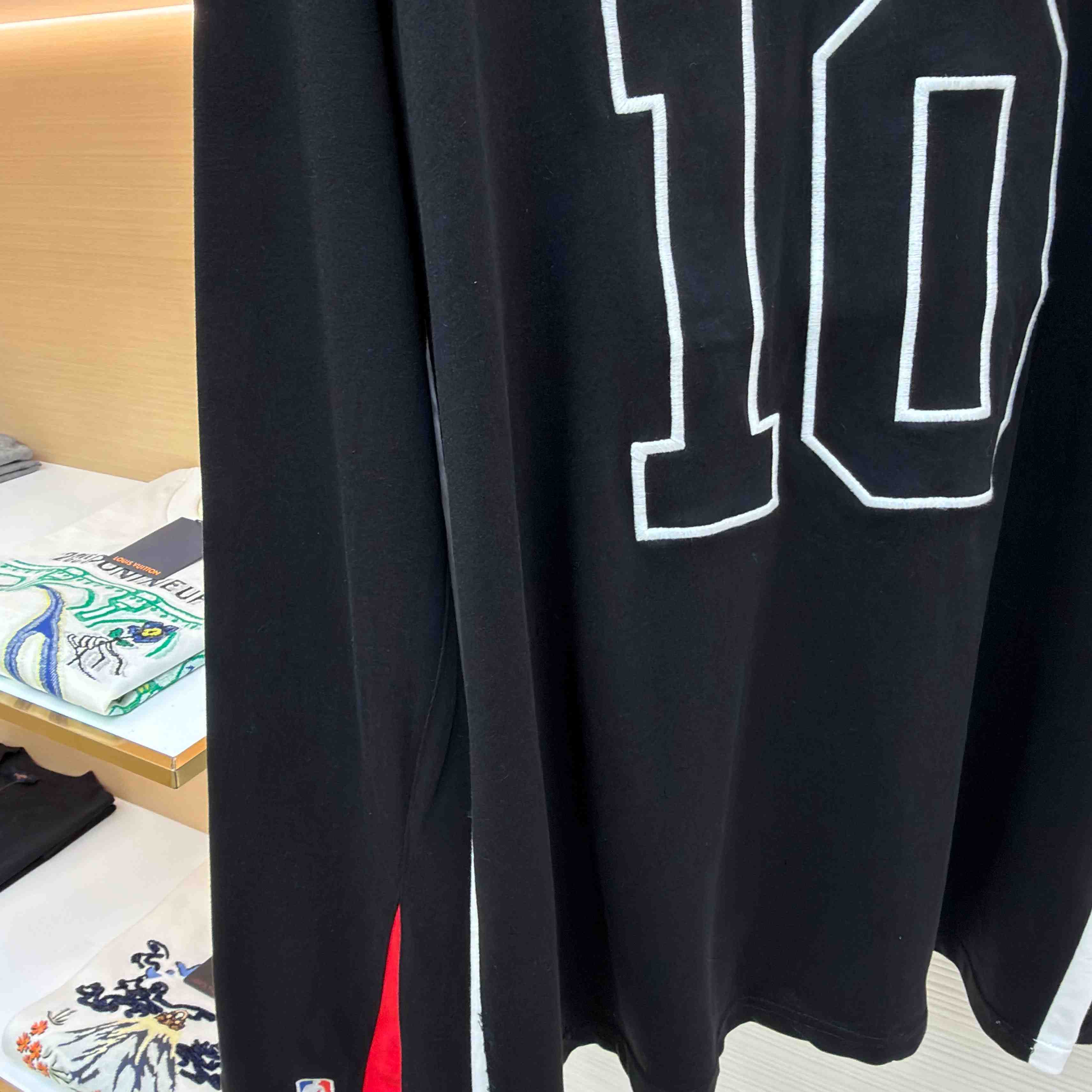 Balenciaga | Nba Collaboration Oversized Long Sleeve T-shirt In Black/Multicolor  - DopestKickz