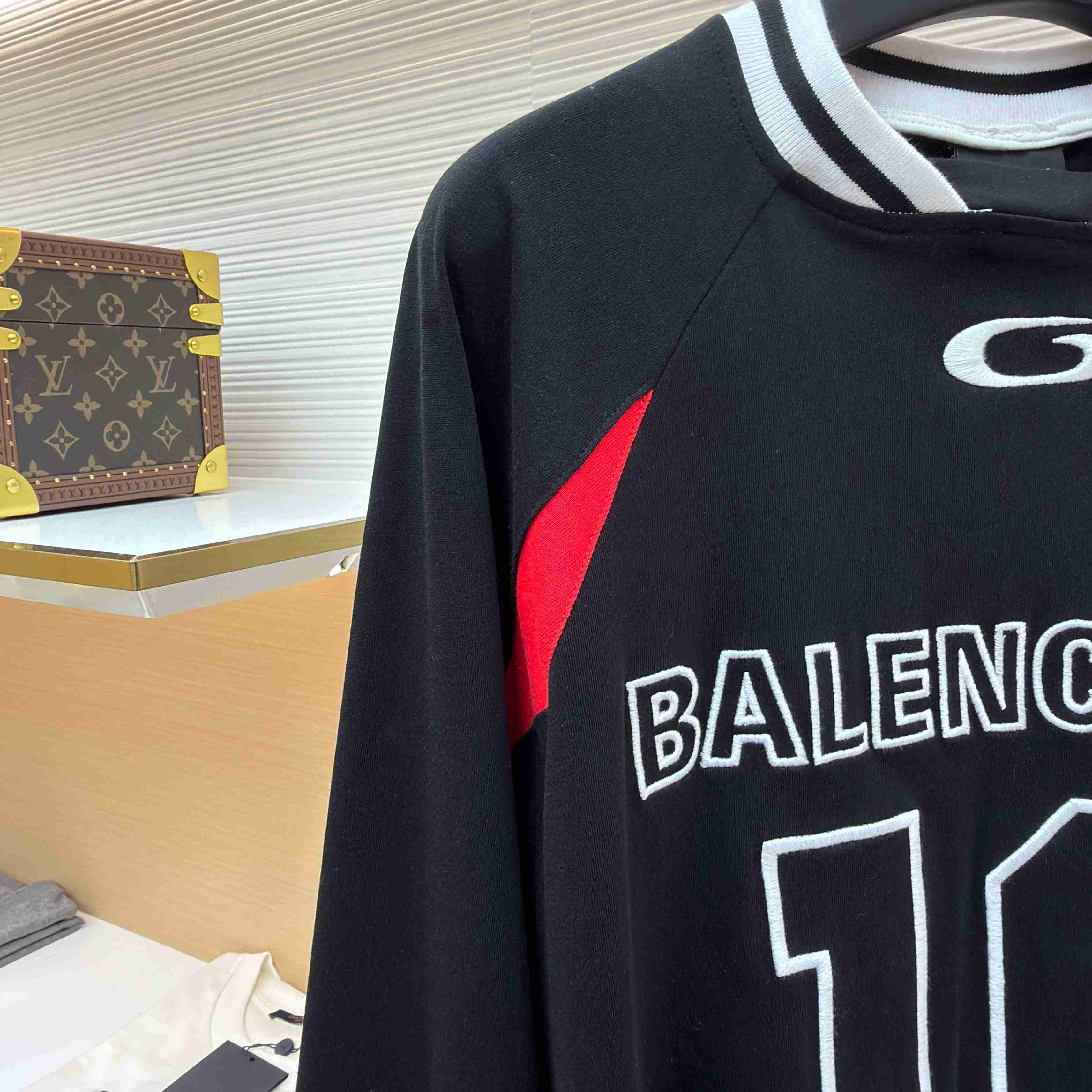 Balenciaga | Nba Collaboration Oversized Long Sleeve T-shirt In Black/Multicolor  - DopestKickz
